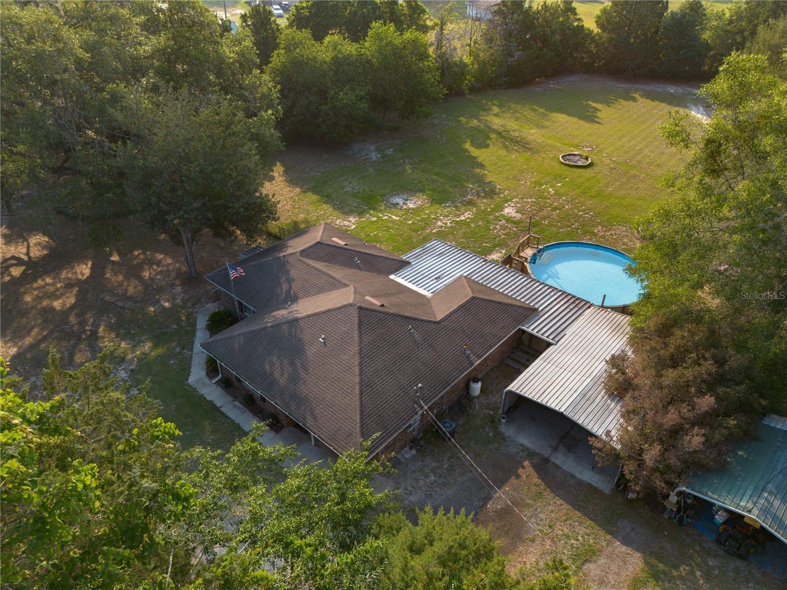 111 SW PRAIRIE ST