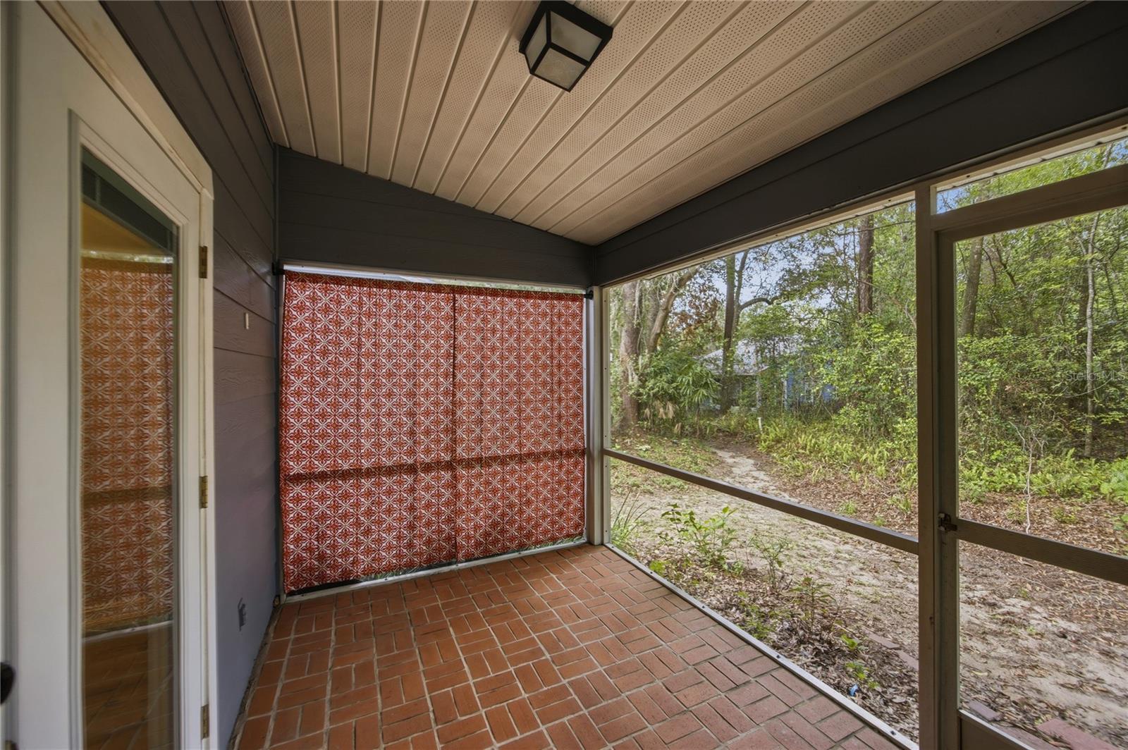 430 NW 48TH BLVD