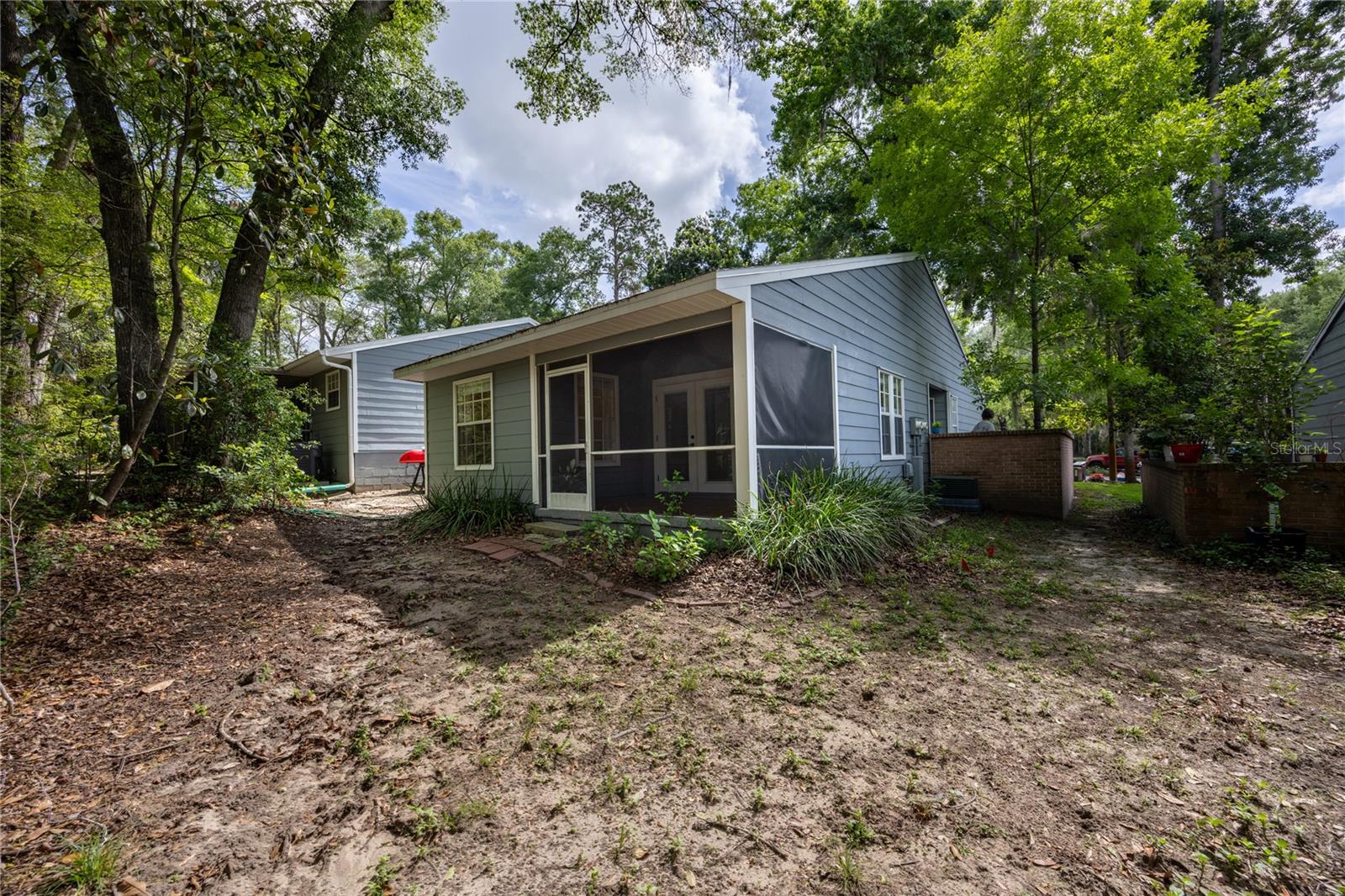 430 NW 48TH BLVD