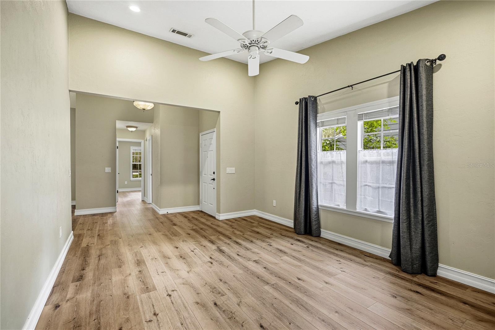 430 NW 48TH BLVD
