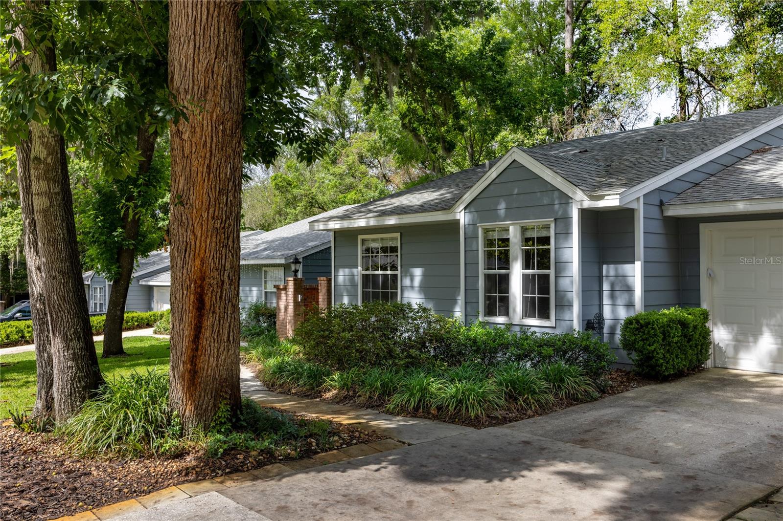 430 NW 48TH BLVD
