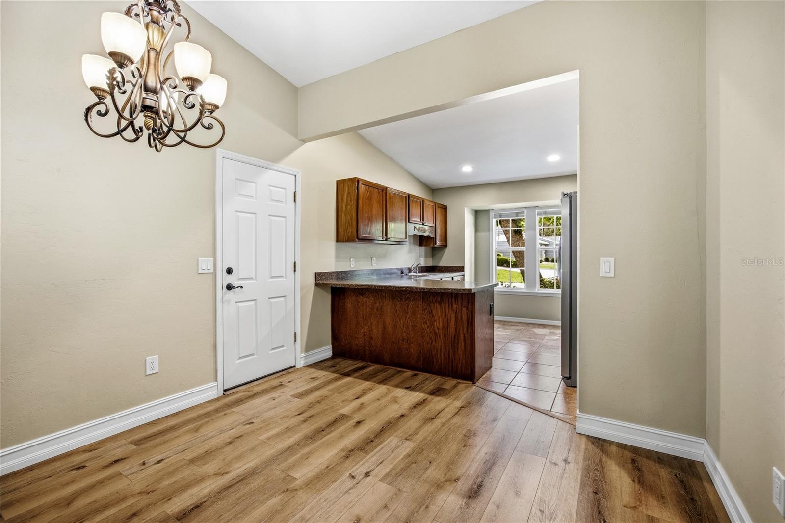 430 NW 48TH BLVD