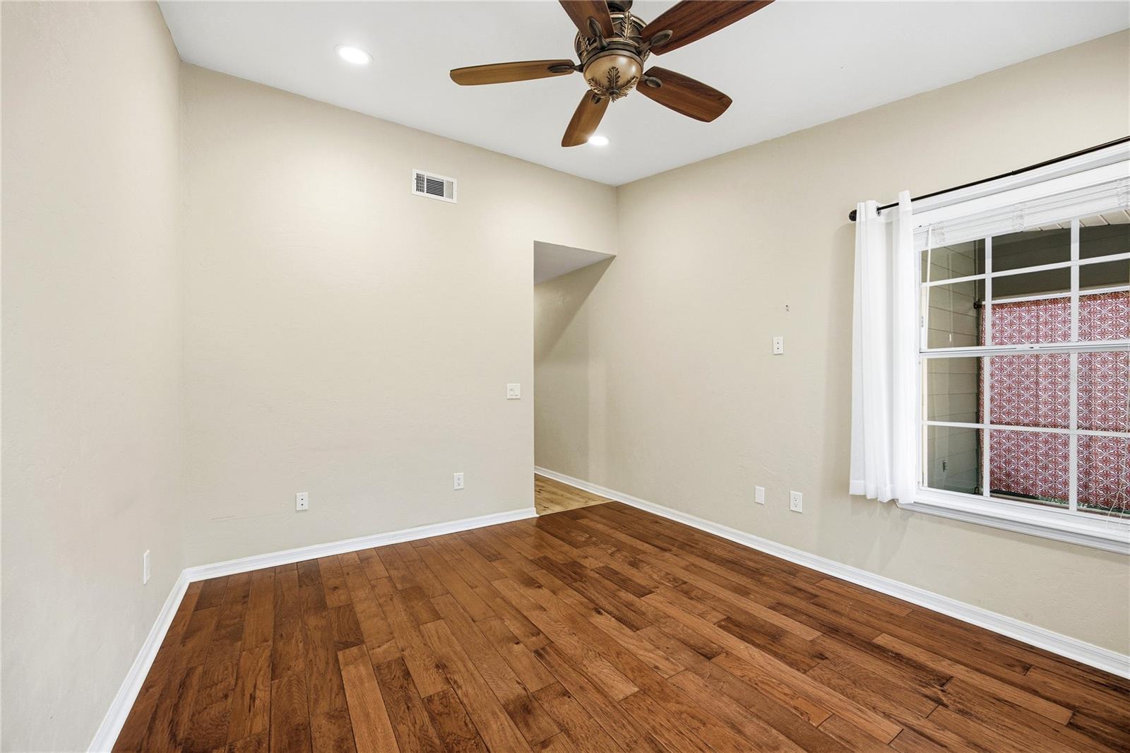 430 NW 48TH BLVD