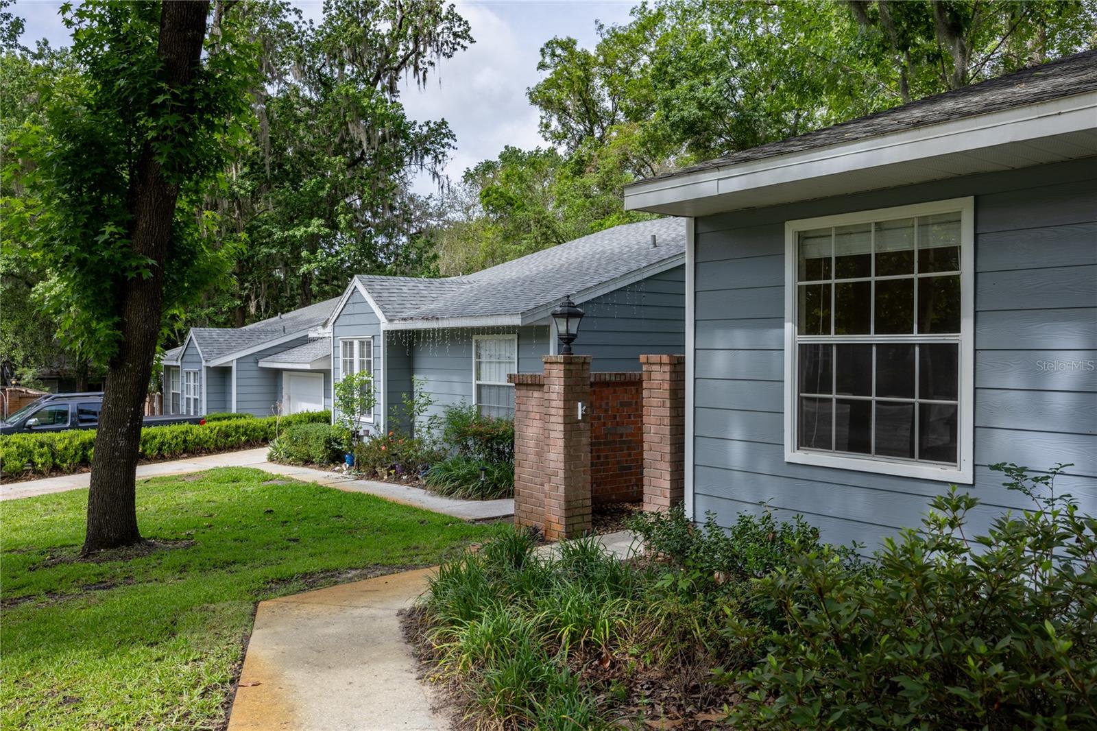 430 NW 48TH BLVD