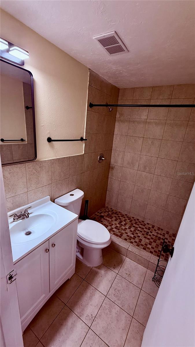 6519 W NEWBERRY RD #206