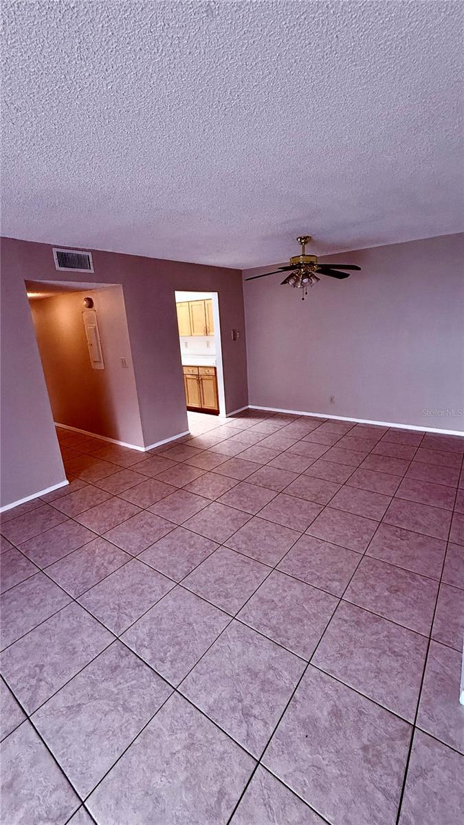6519 W NEWBERRY RD #912