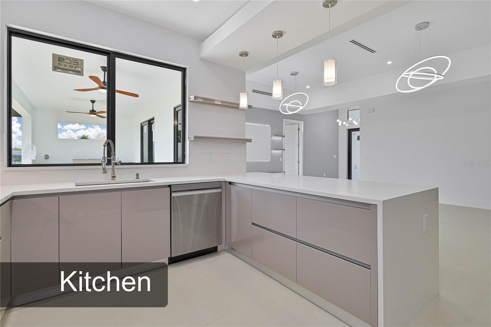 425 SW 31ST AVE