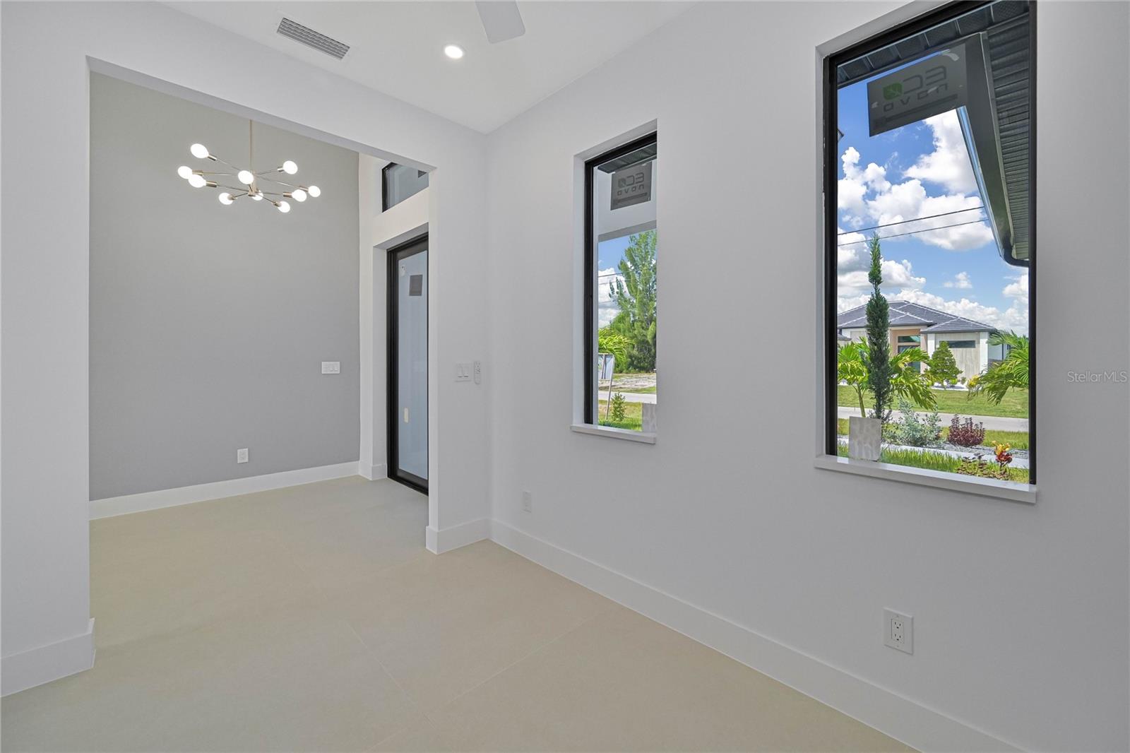 425 SW 31ST AVE