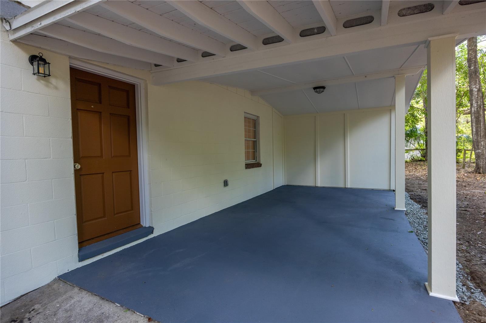 640 NW 36TH TER