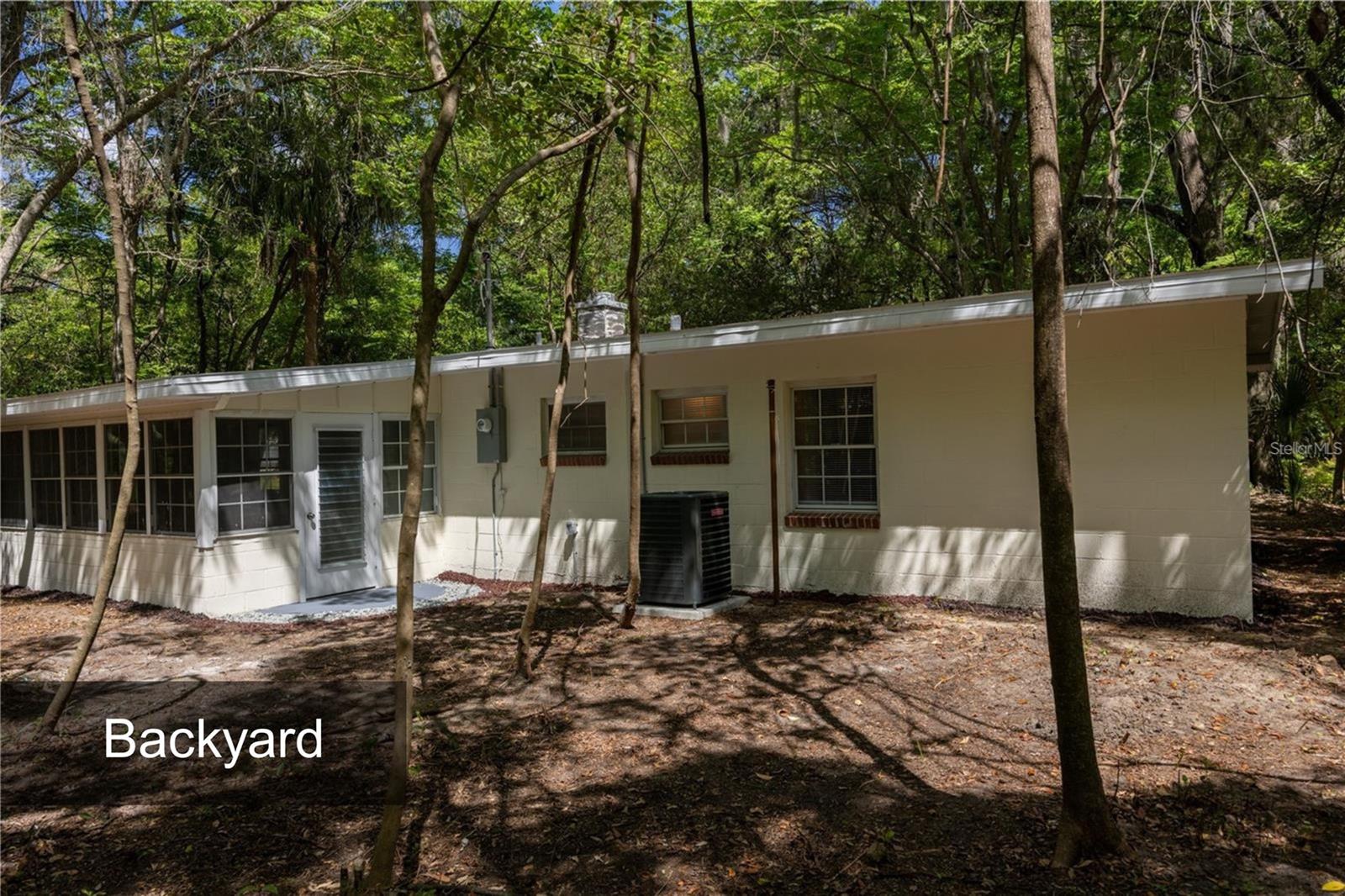 640 NW 36TH TER