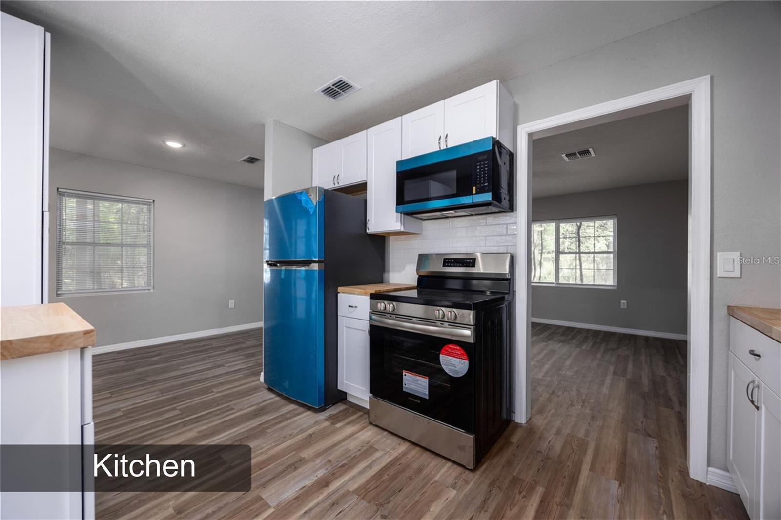 640 NW 36TH TER