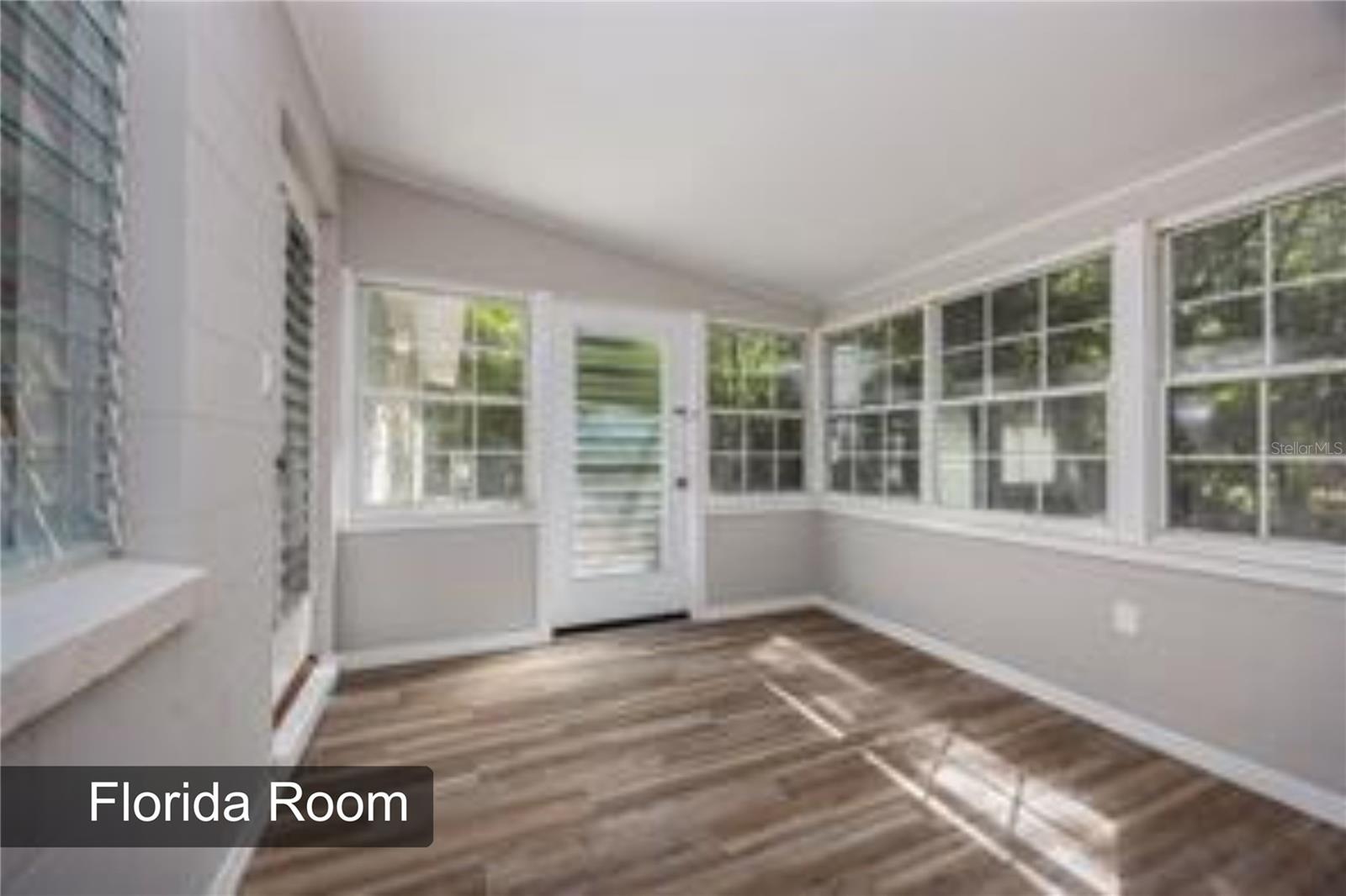 640 NW 36TH TER