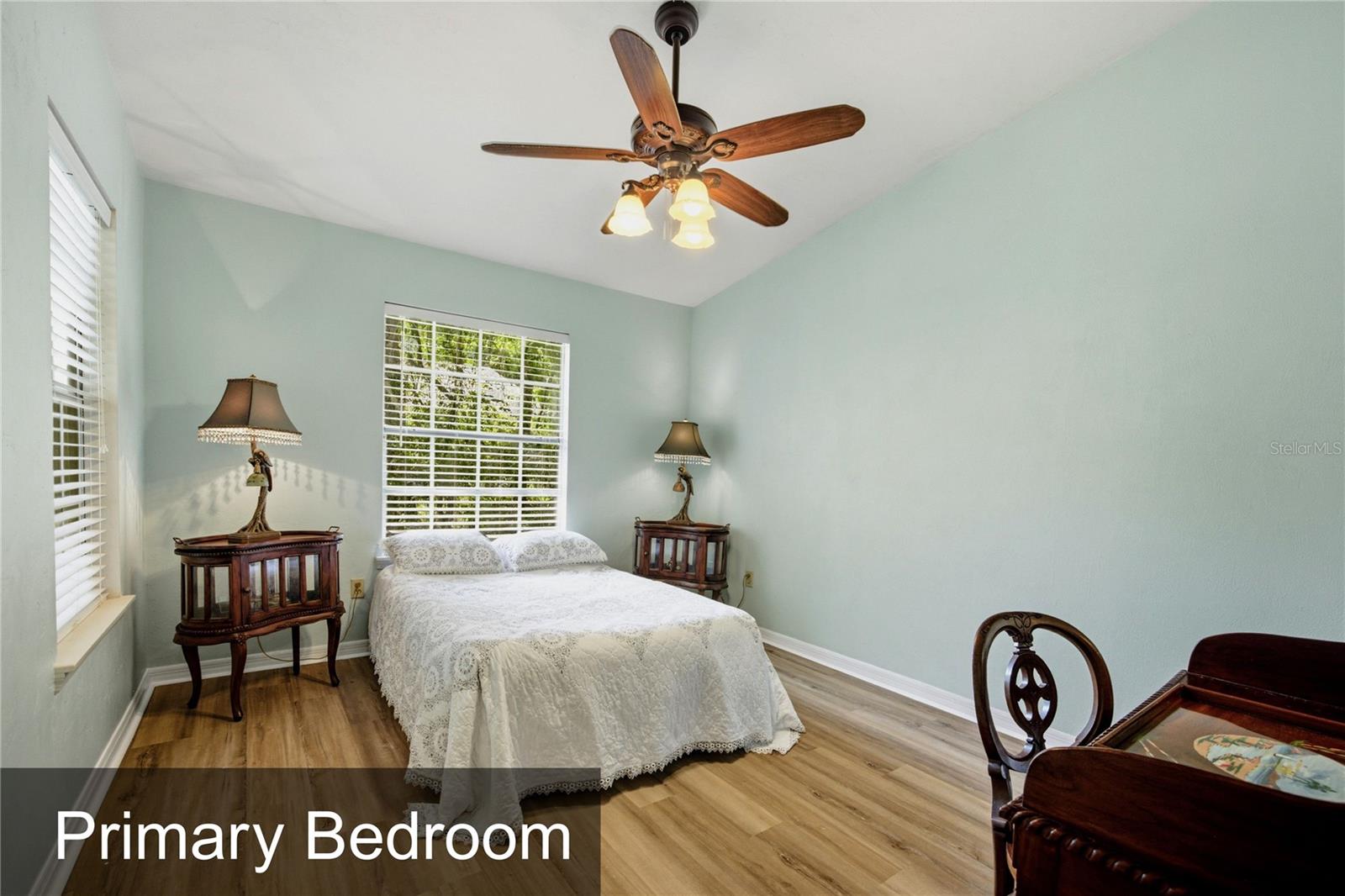 418 NW 48TH BLVD #610
