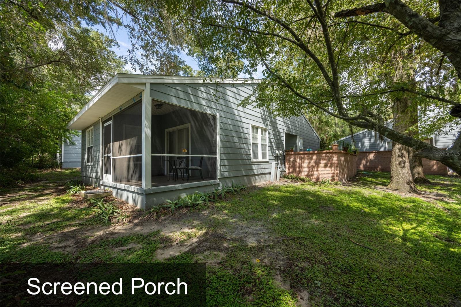 418 NW 48TH BLVD #610