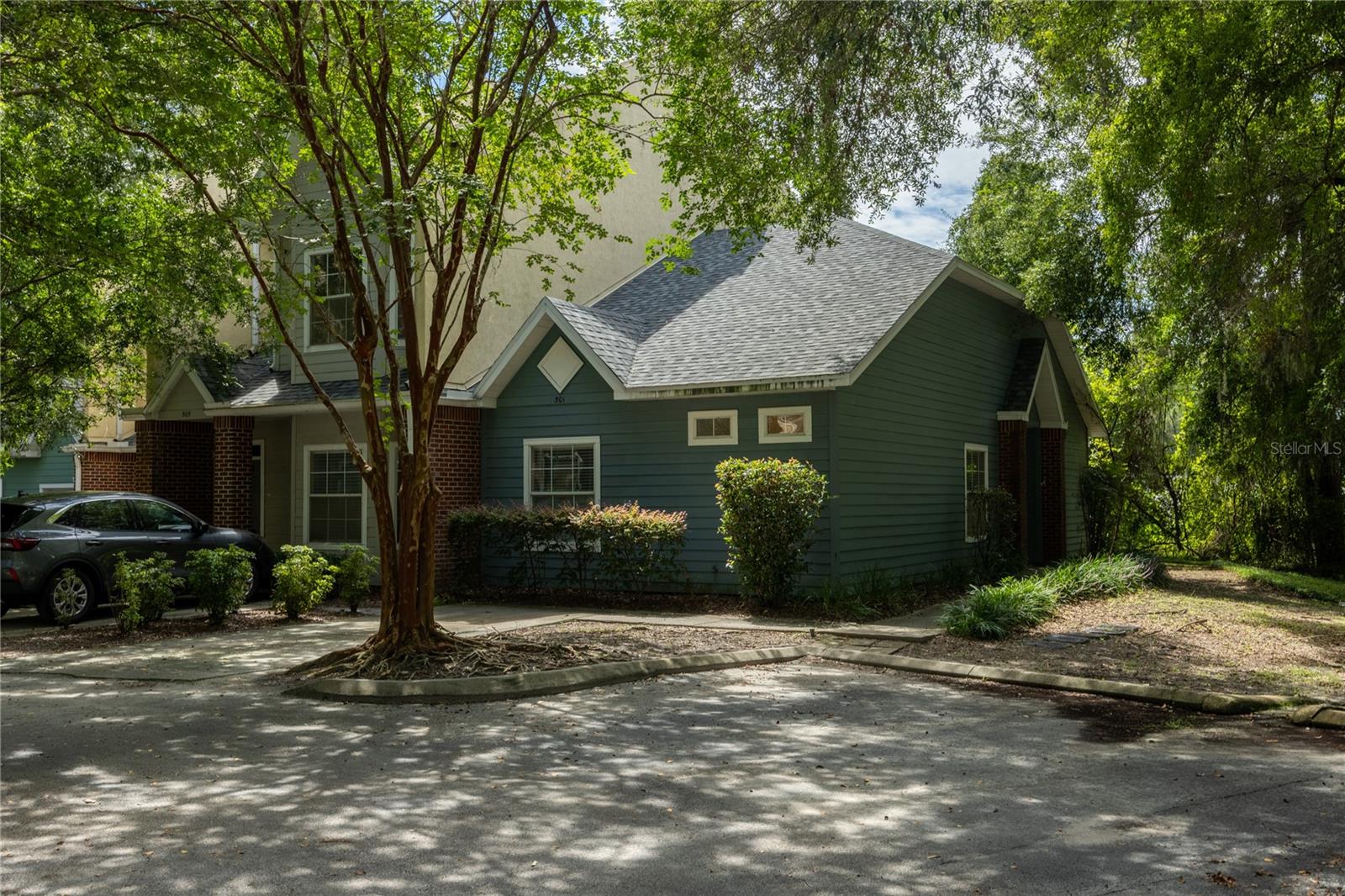 501 NW 50TH BLVD