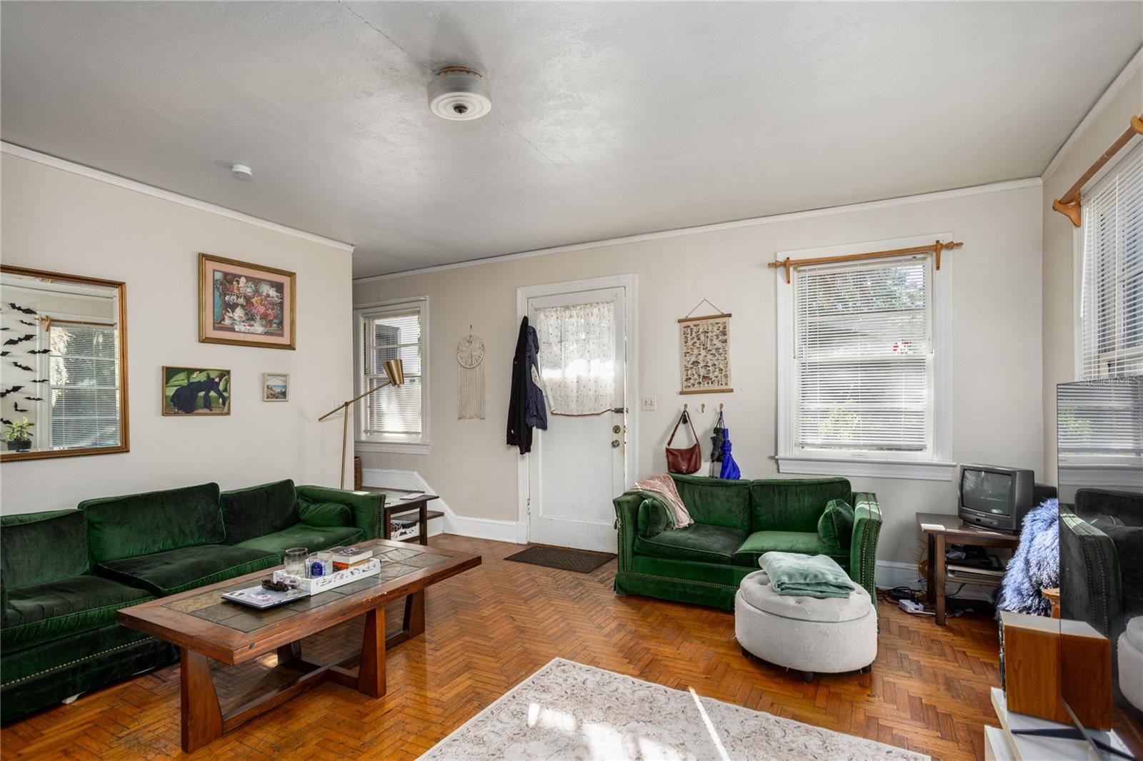 213 NE BLVD BLVD #213-215