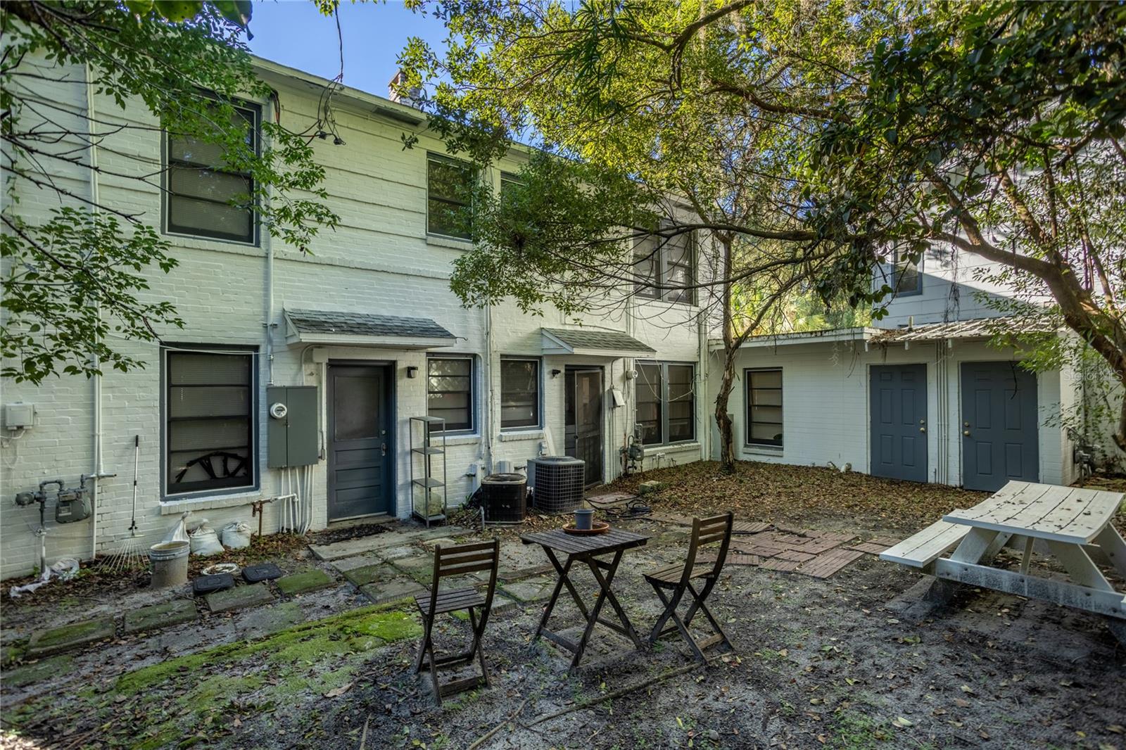 213 NE BLVD BLVD #213-215