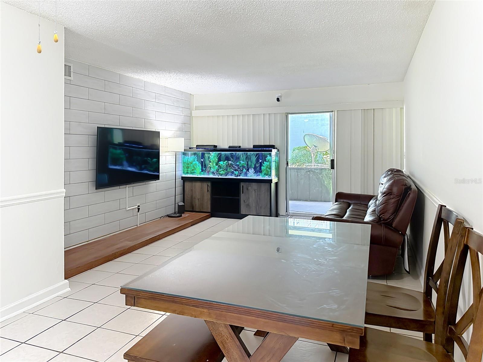 6519 W NEWBERRY RD #202