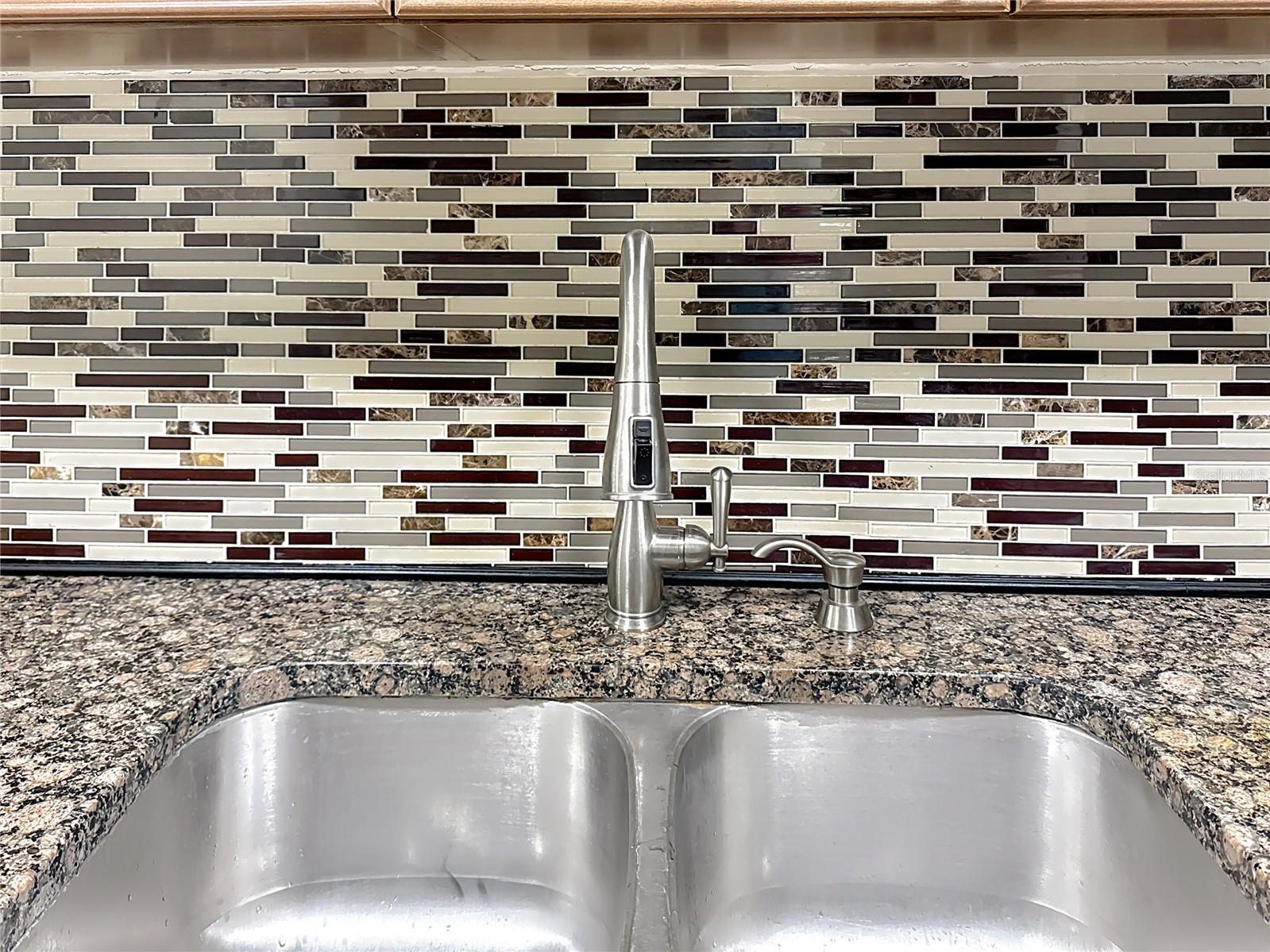 6519 W NEWBERRY RD #202