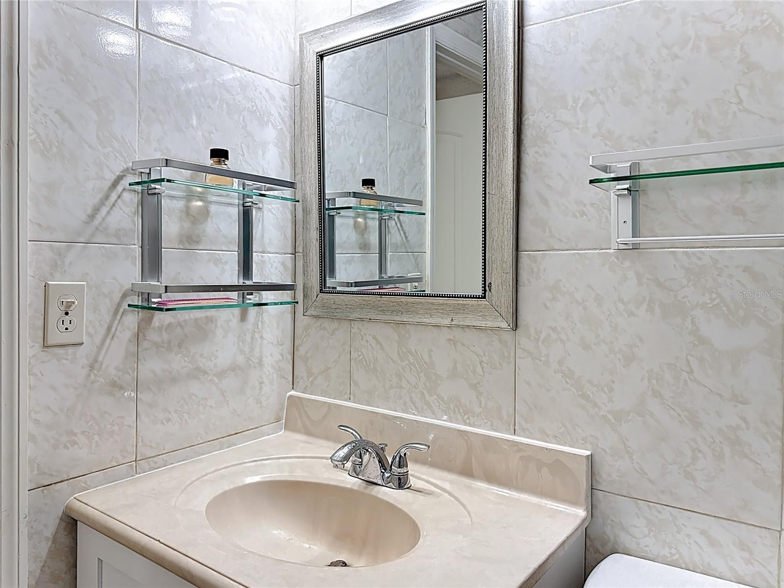 6519 W NEWBERRY RD #202