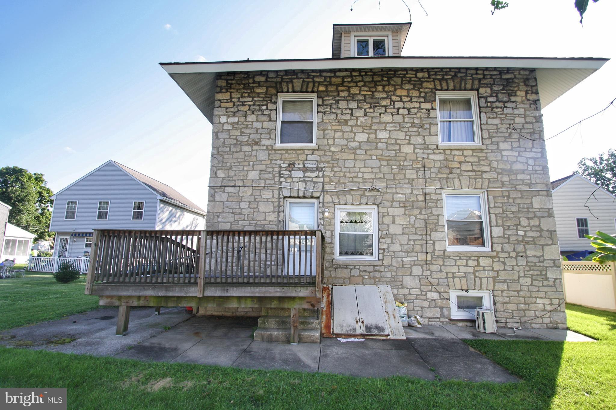 530 Folcroft Ave