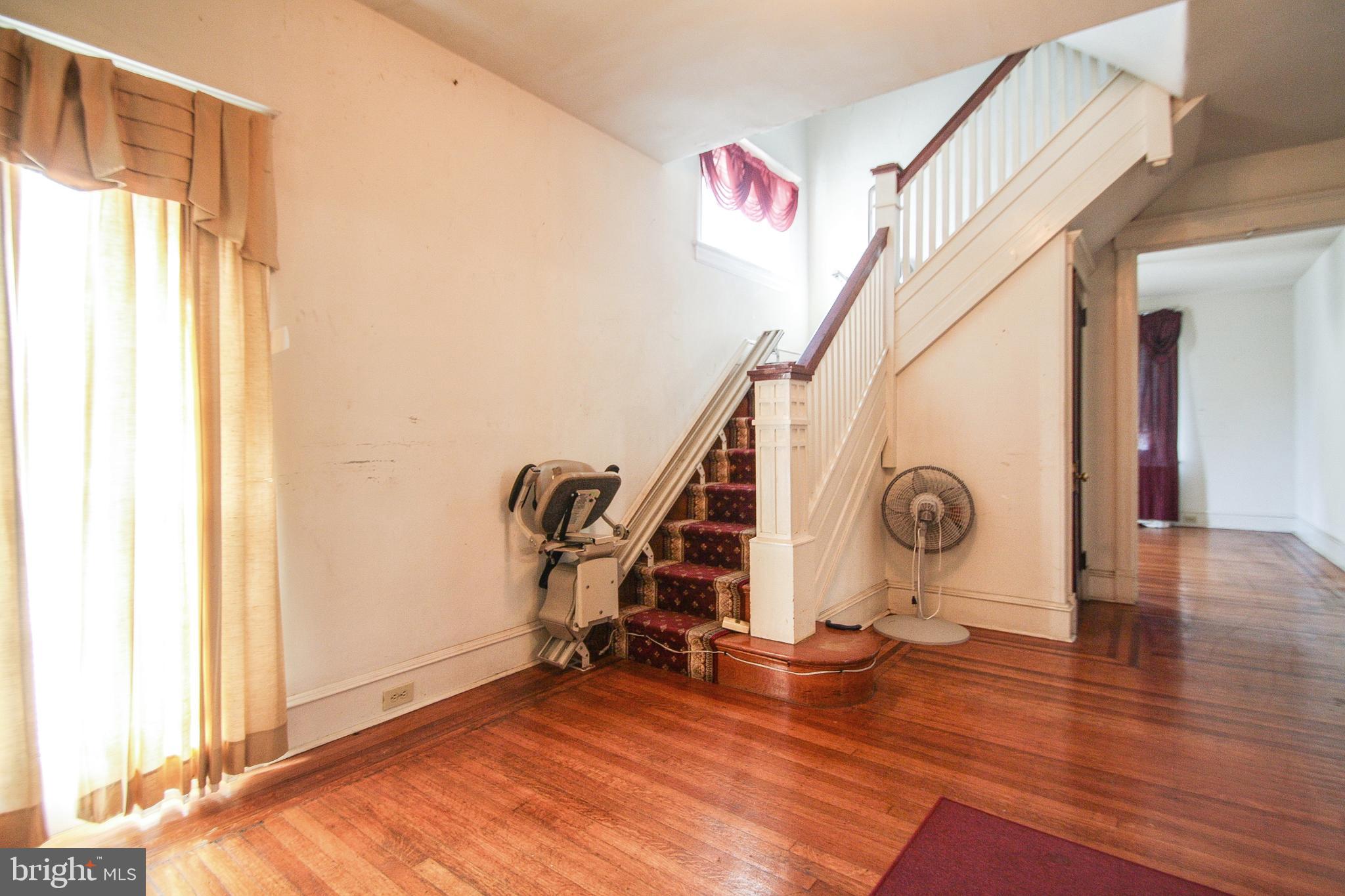 530 Folcroft Ave