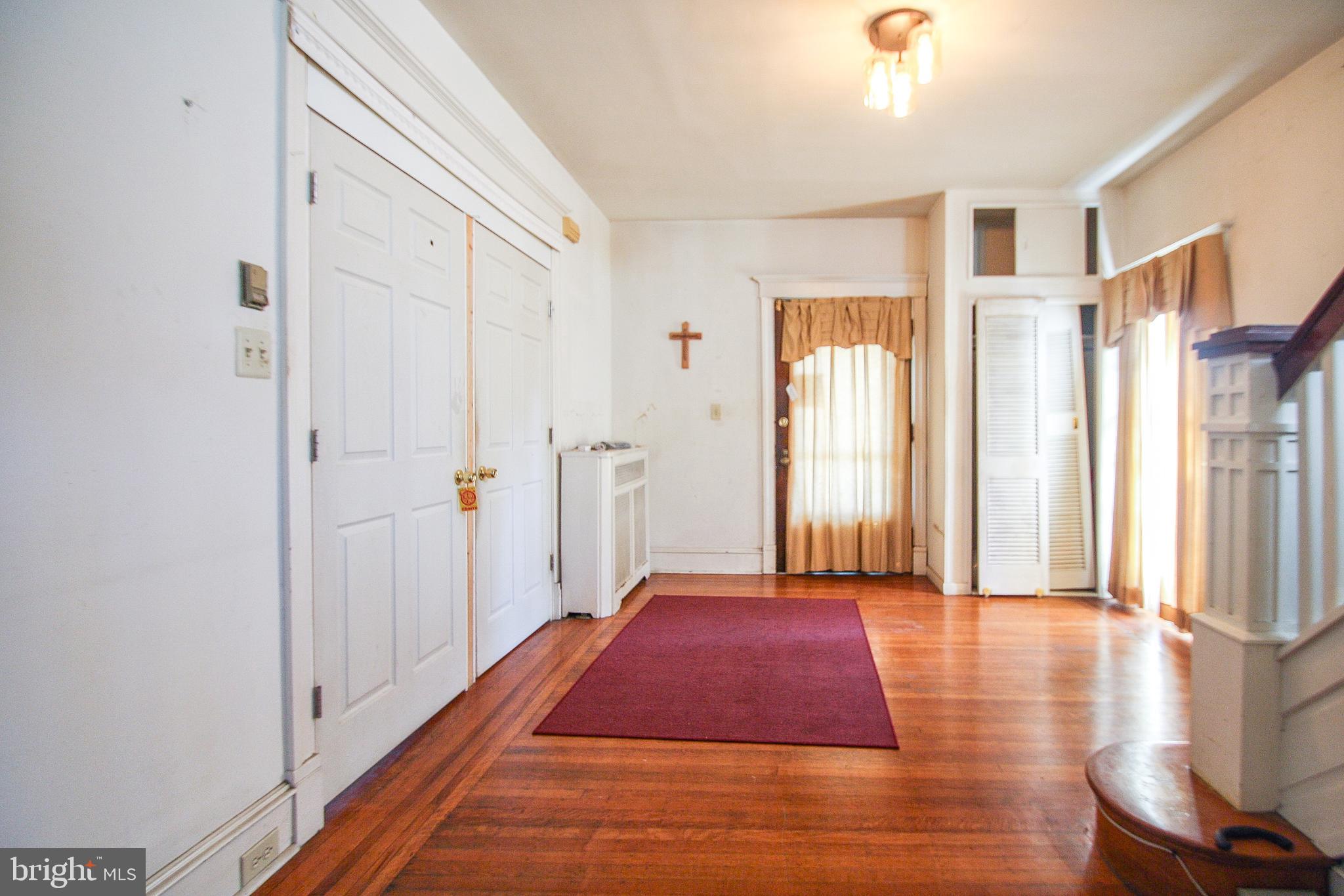 530 Folcroft Ave