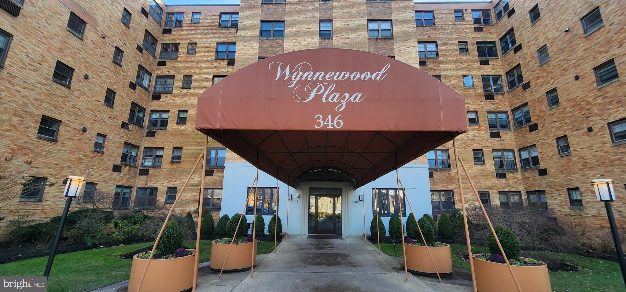 346 E Lancaster Avenue Unit: 408