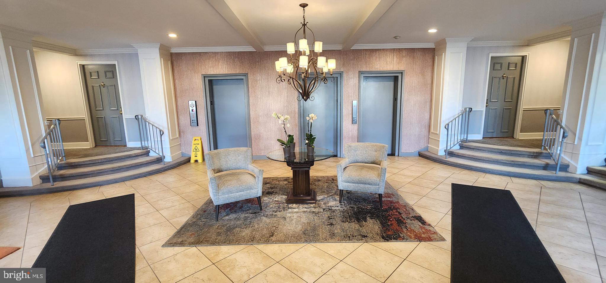 346 E Lancaster Avenue Unit: 408