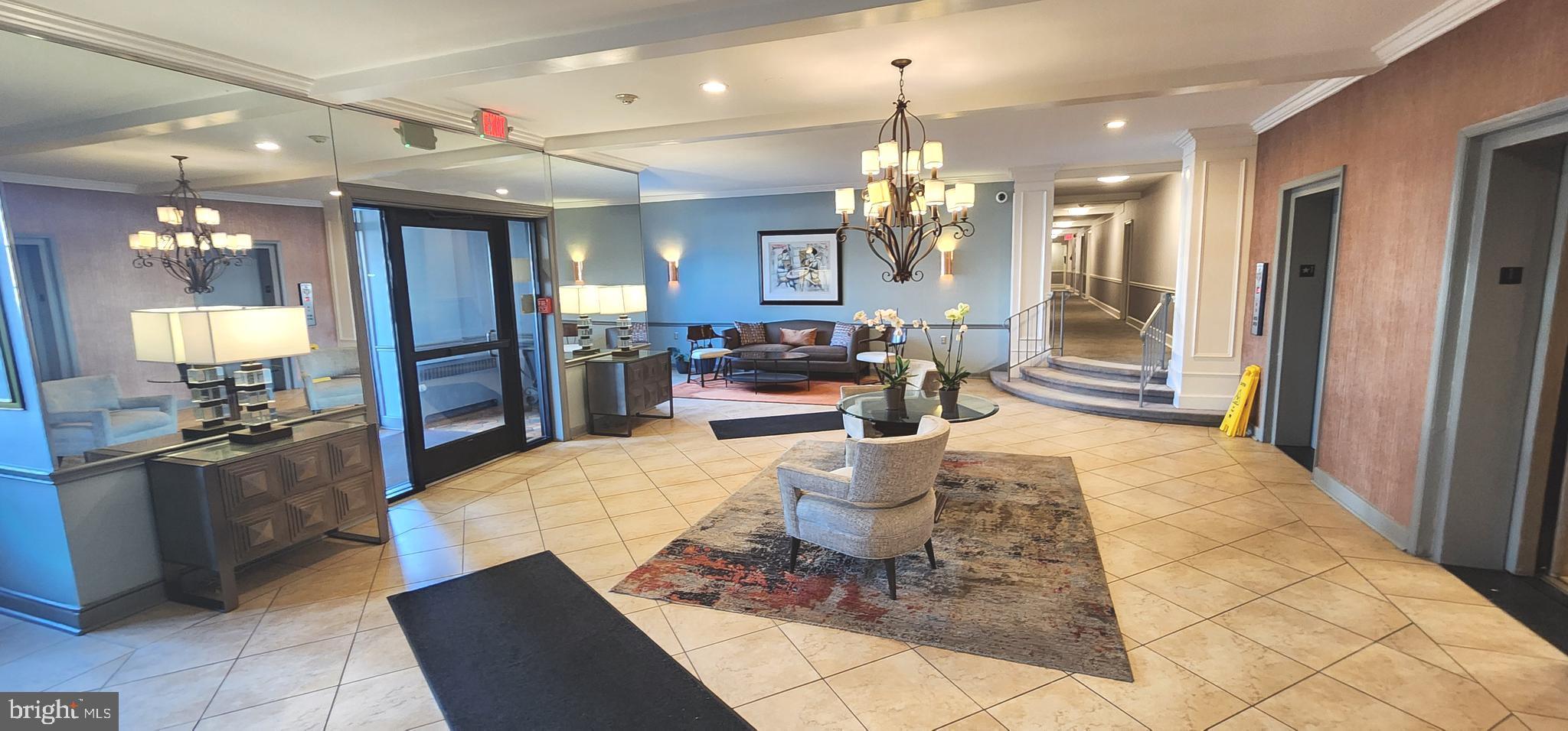 346 E Lancaster Avenue Unit: 408