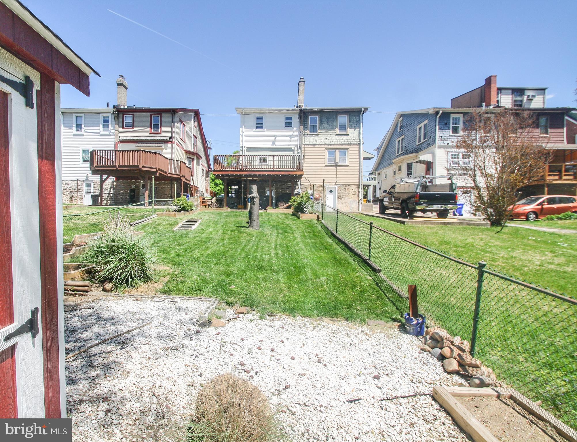 320 Myrtle Ave