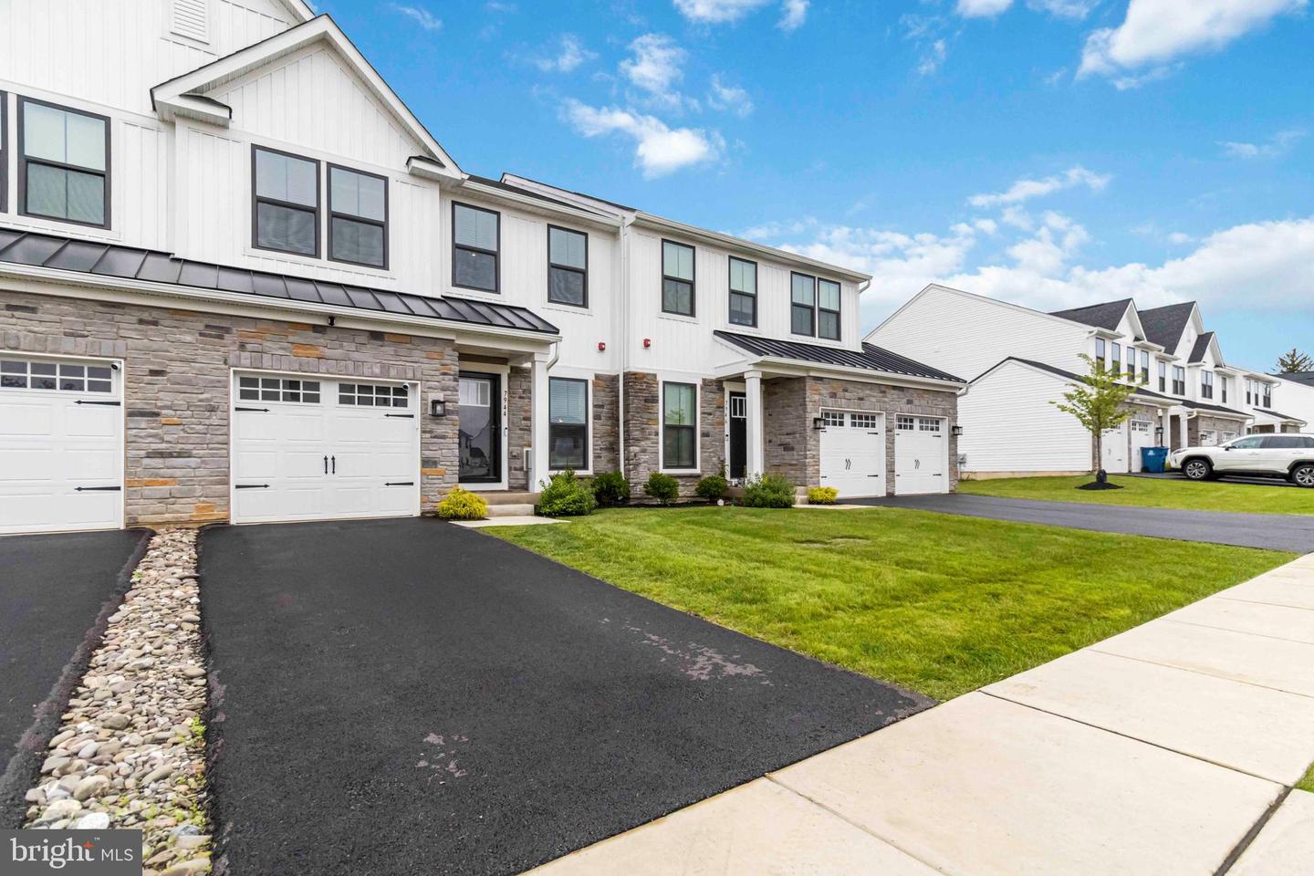 7944 Milltown Cir