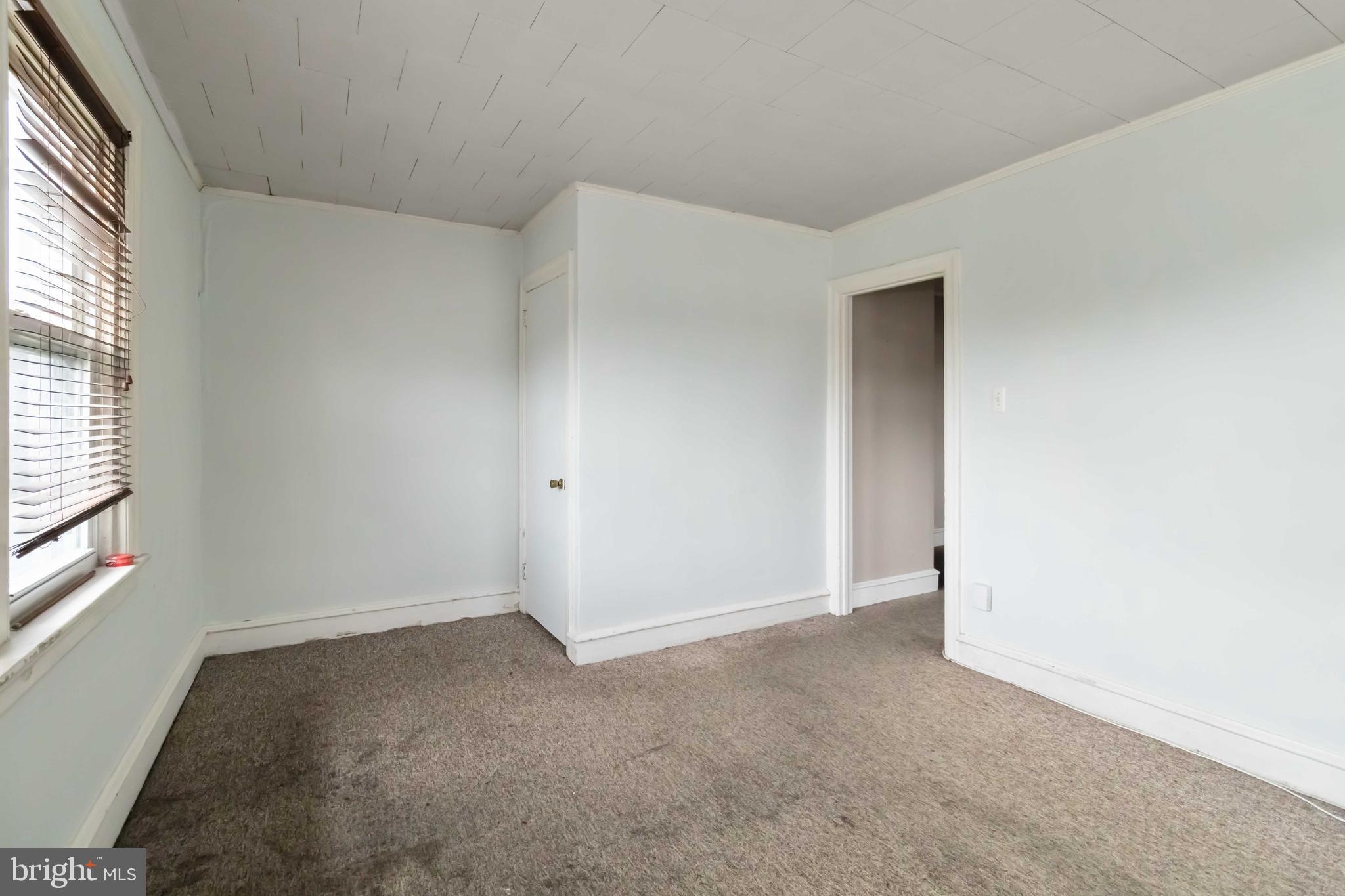 923 TOWNSHIP LINE ROAD