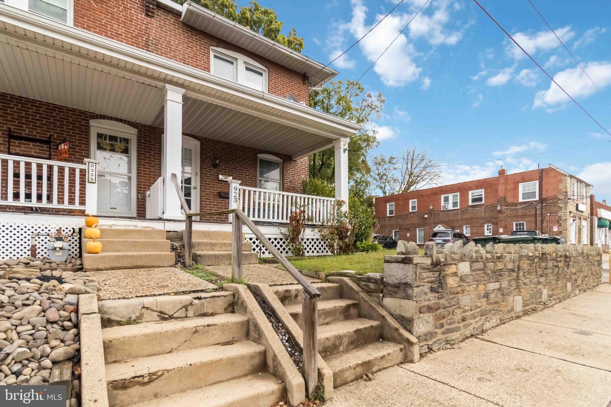 923 TOWNSHIP LINE ROAD