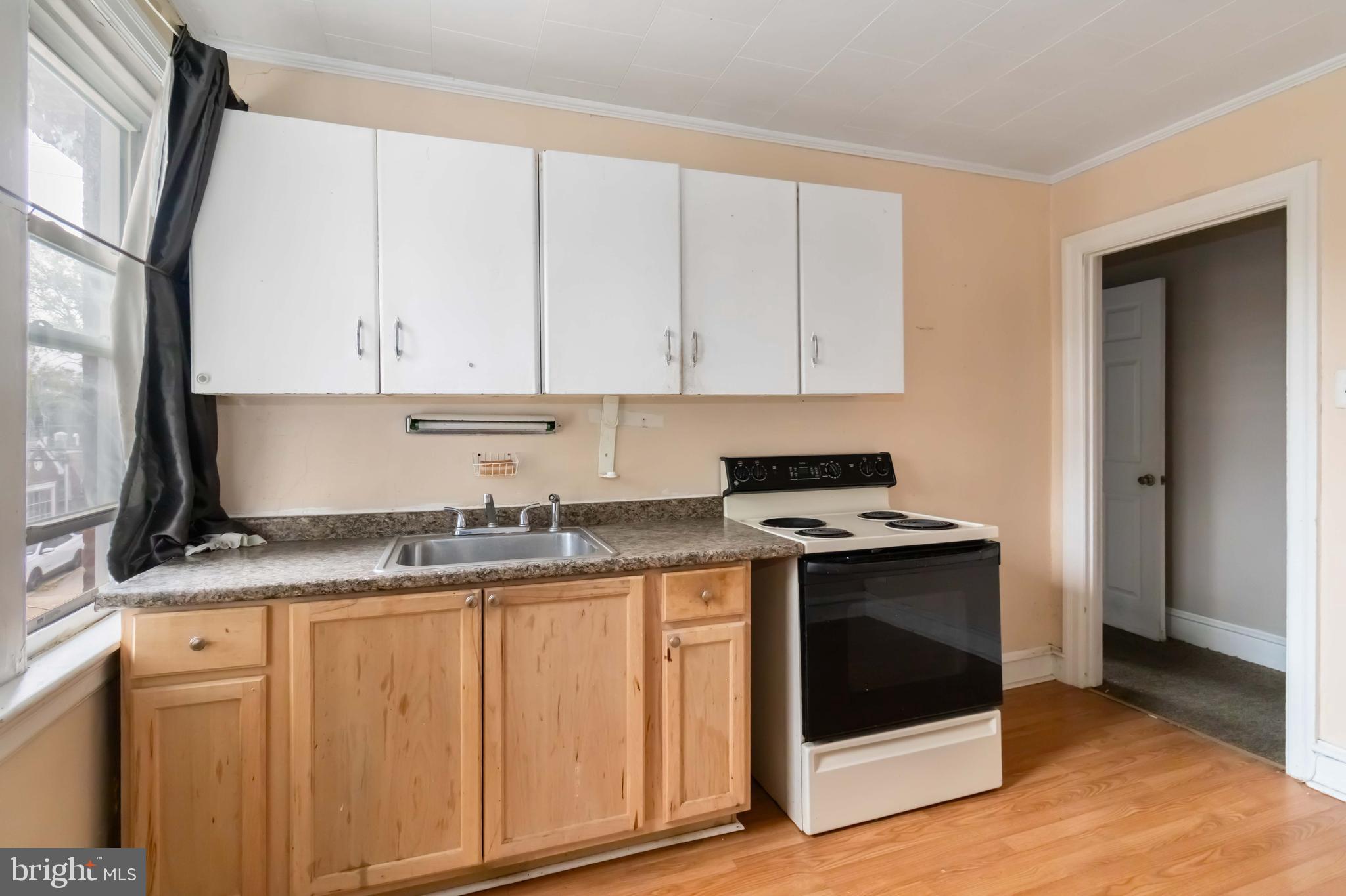 923 TOWNSHIP LINE ROAD