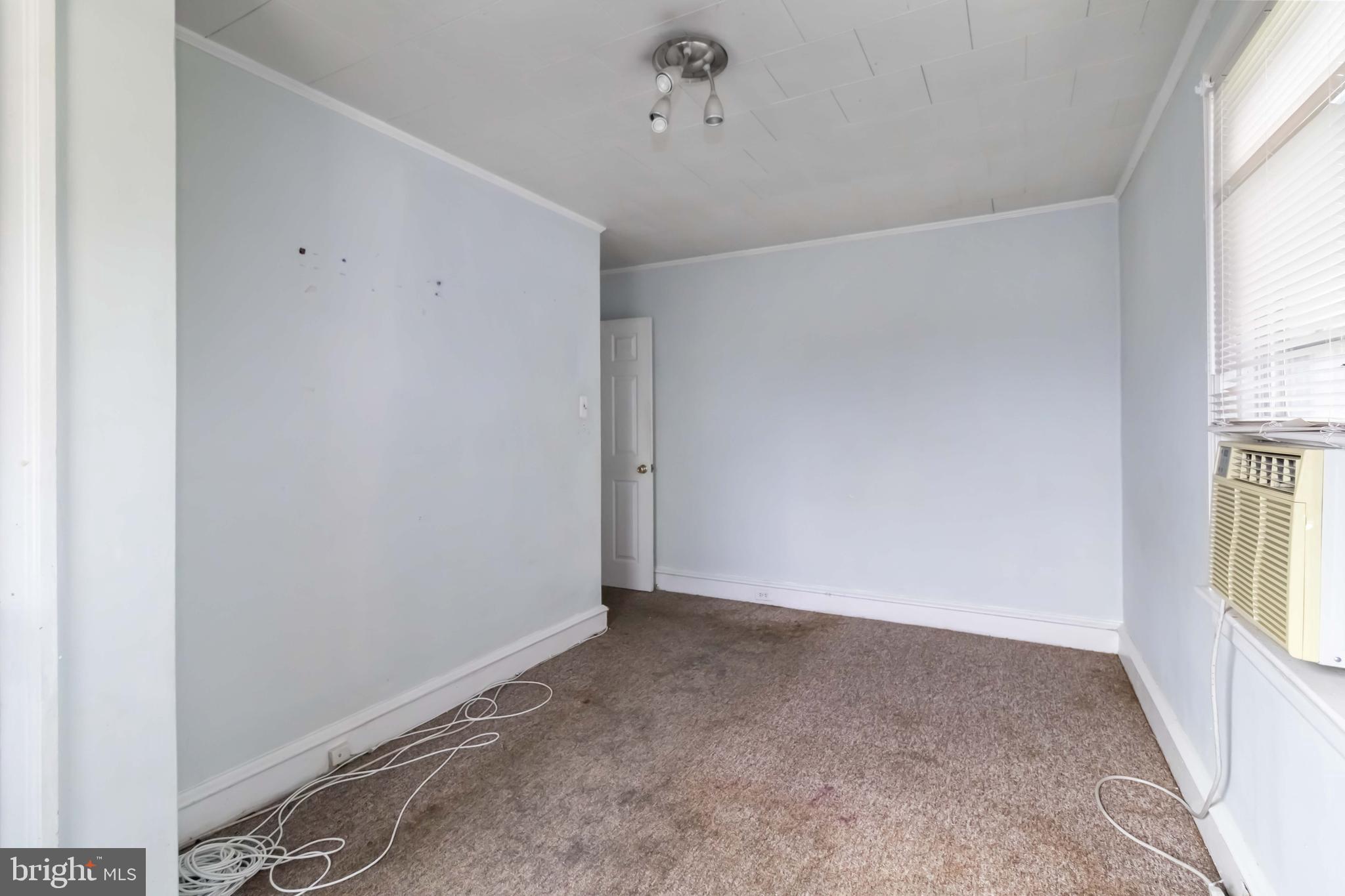 923 TOWNSHIP LINE ROAD