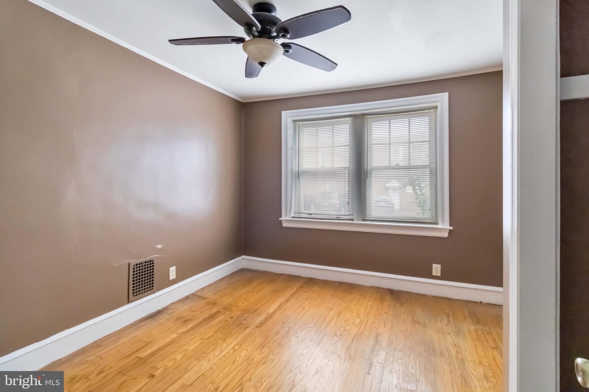 923 TOWNSHIP LINE ROAD