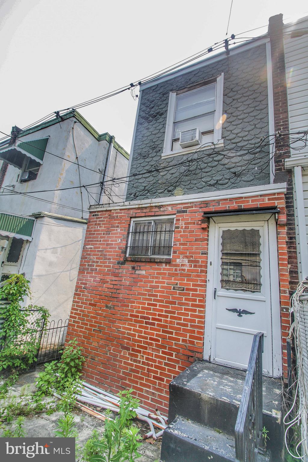 114 S Cecil STREET
