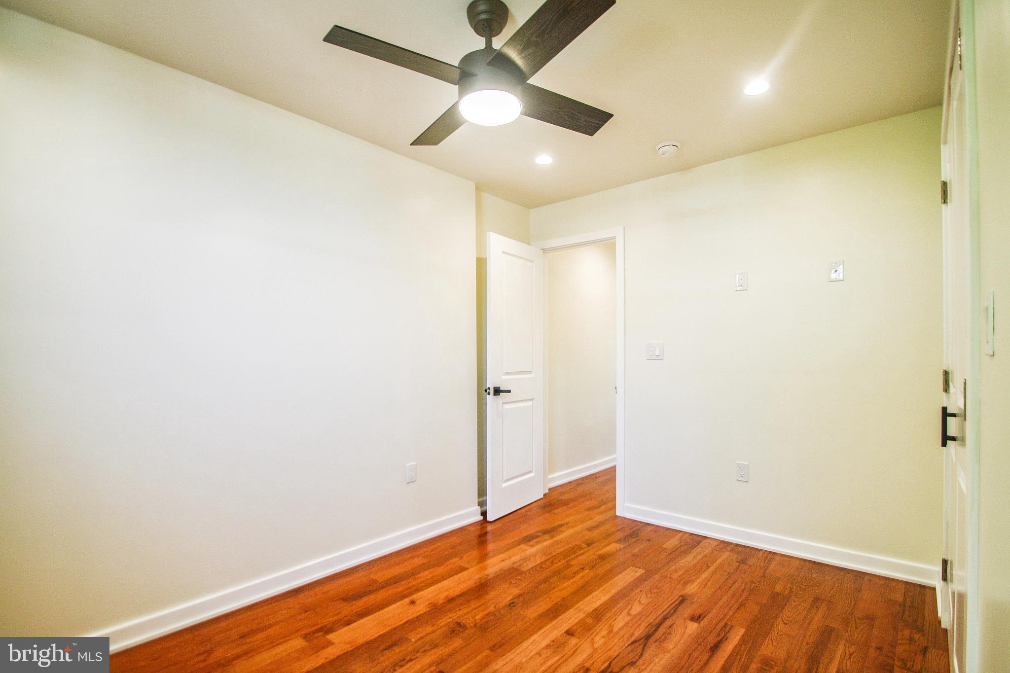 6025 N MARVINE STREET