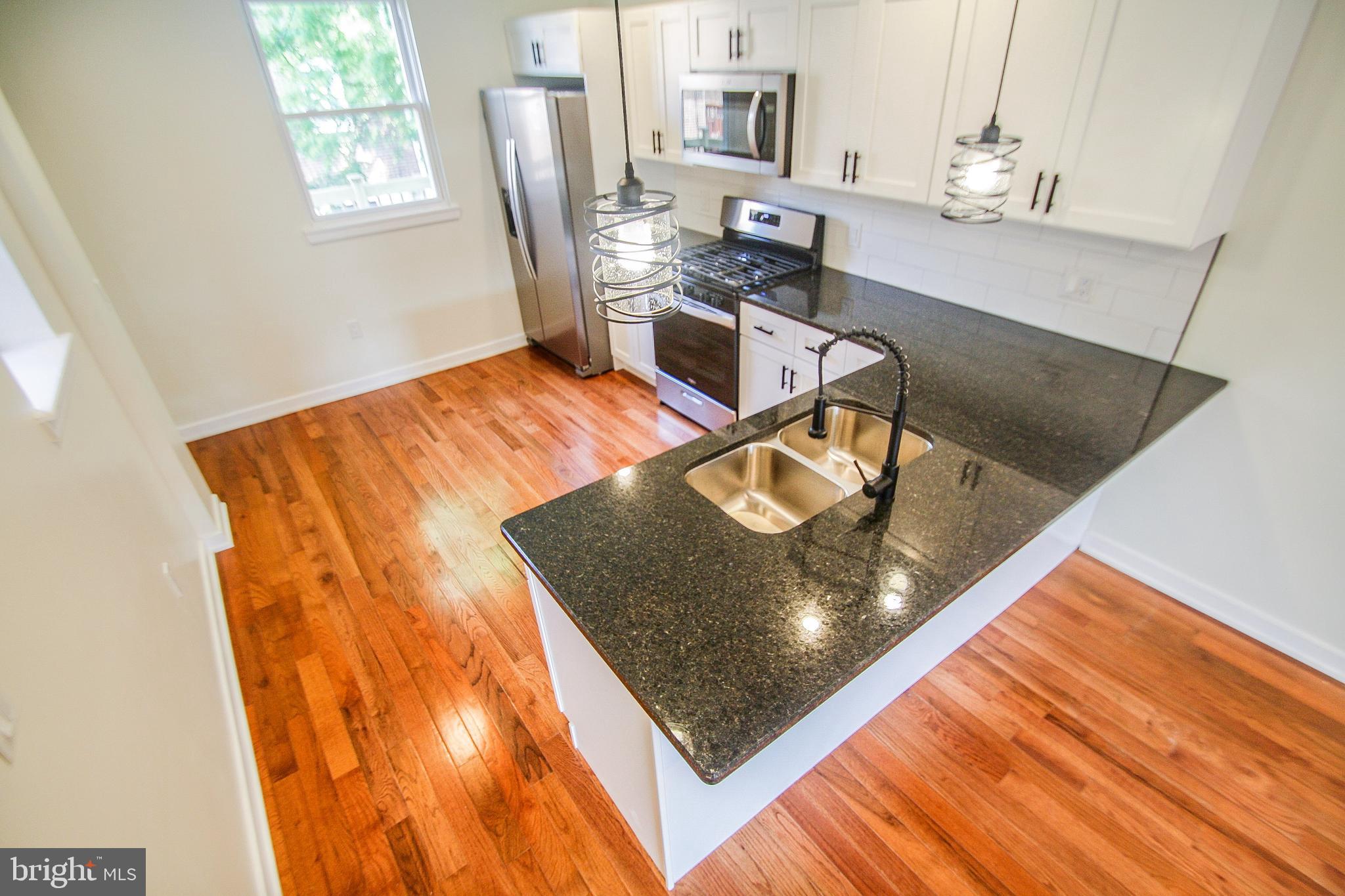 6025 N MARVINE STREET