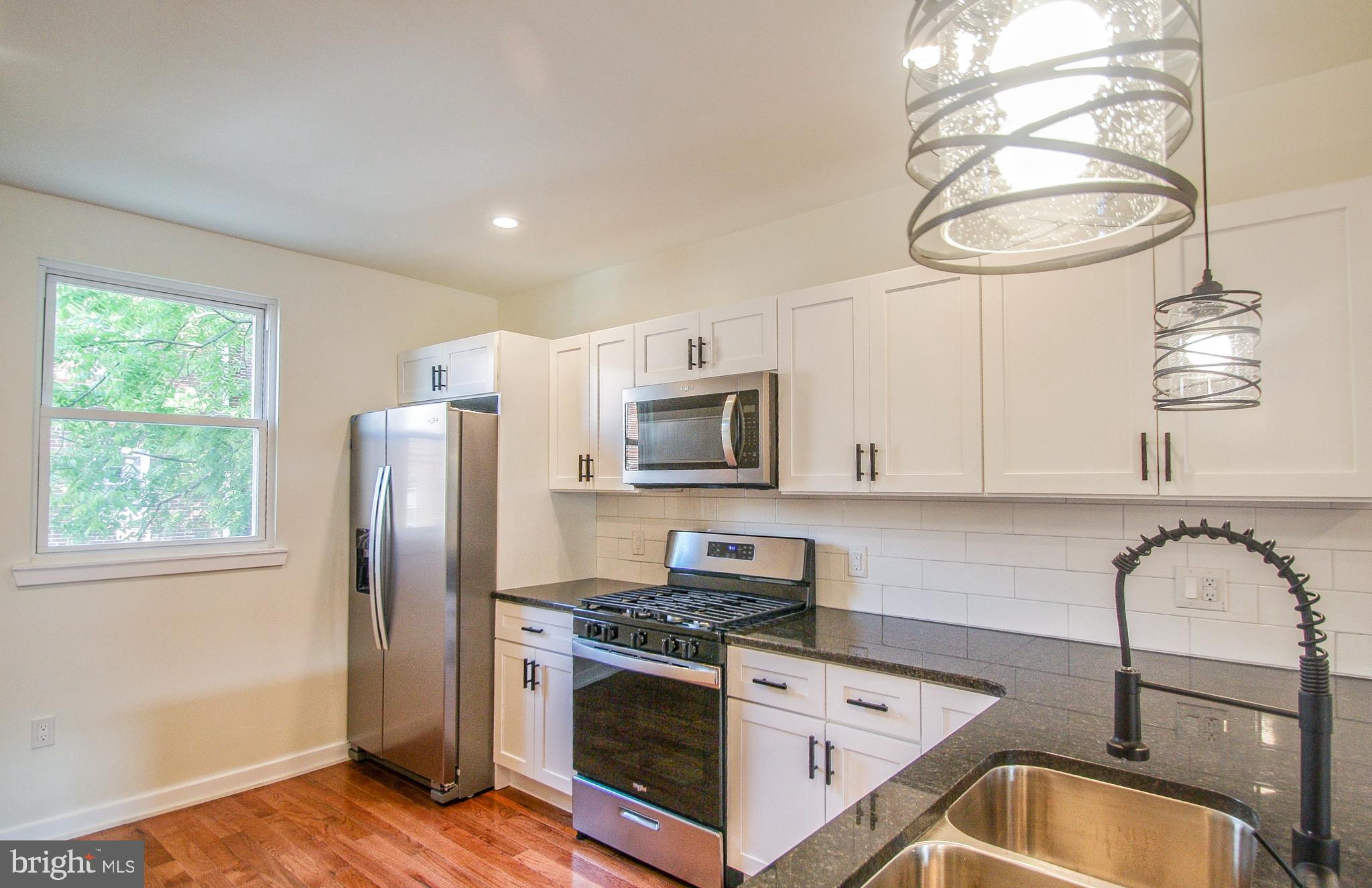 6025 N MARVINE STREET