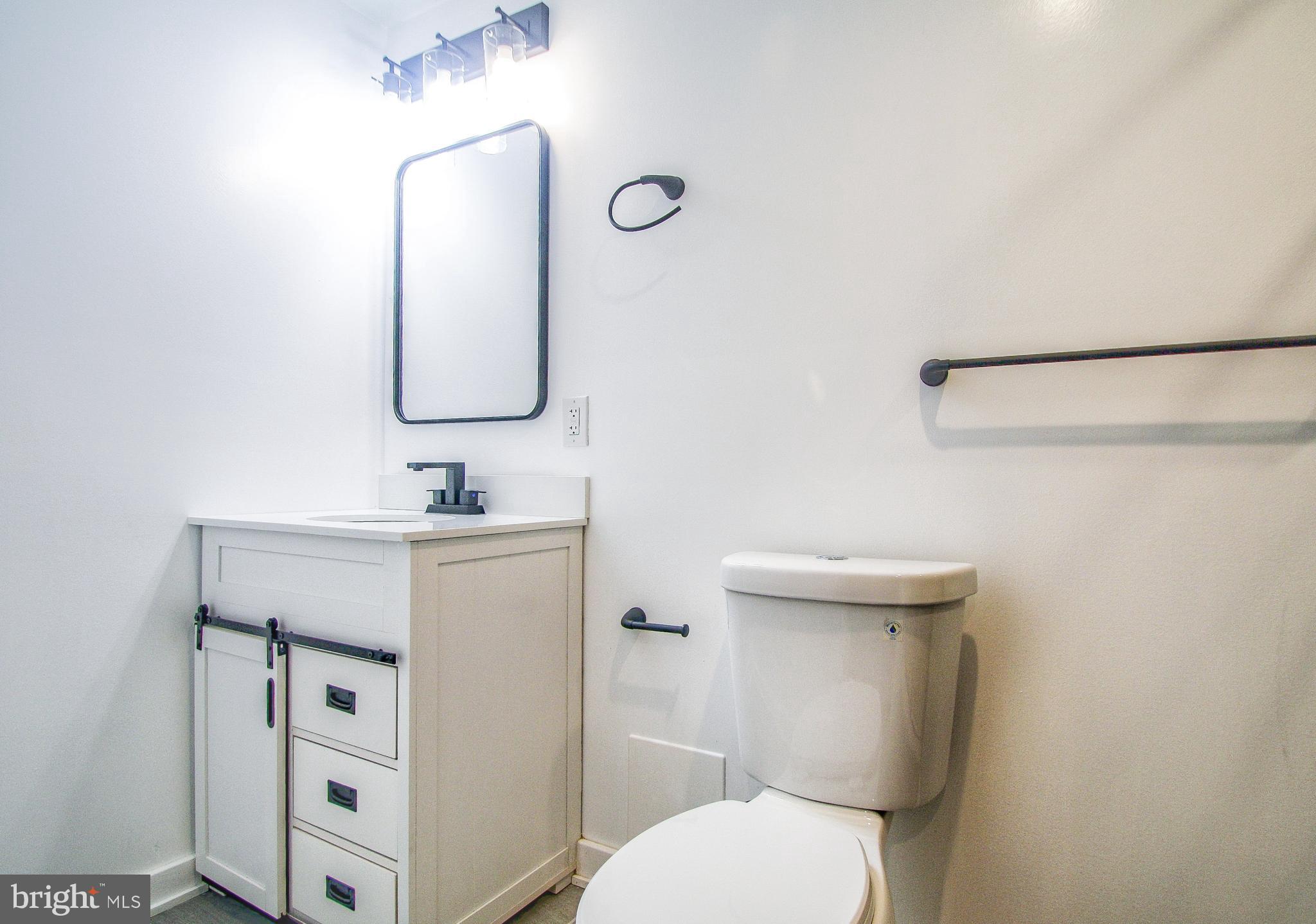 6025 N MARVINE STREET