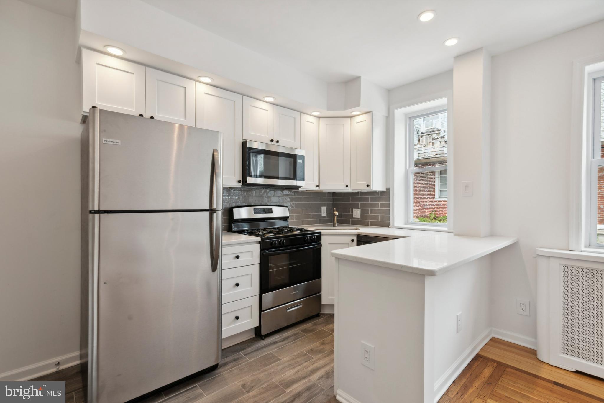 5631 Ridgewood STREET