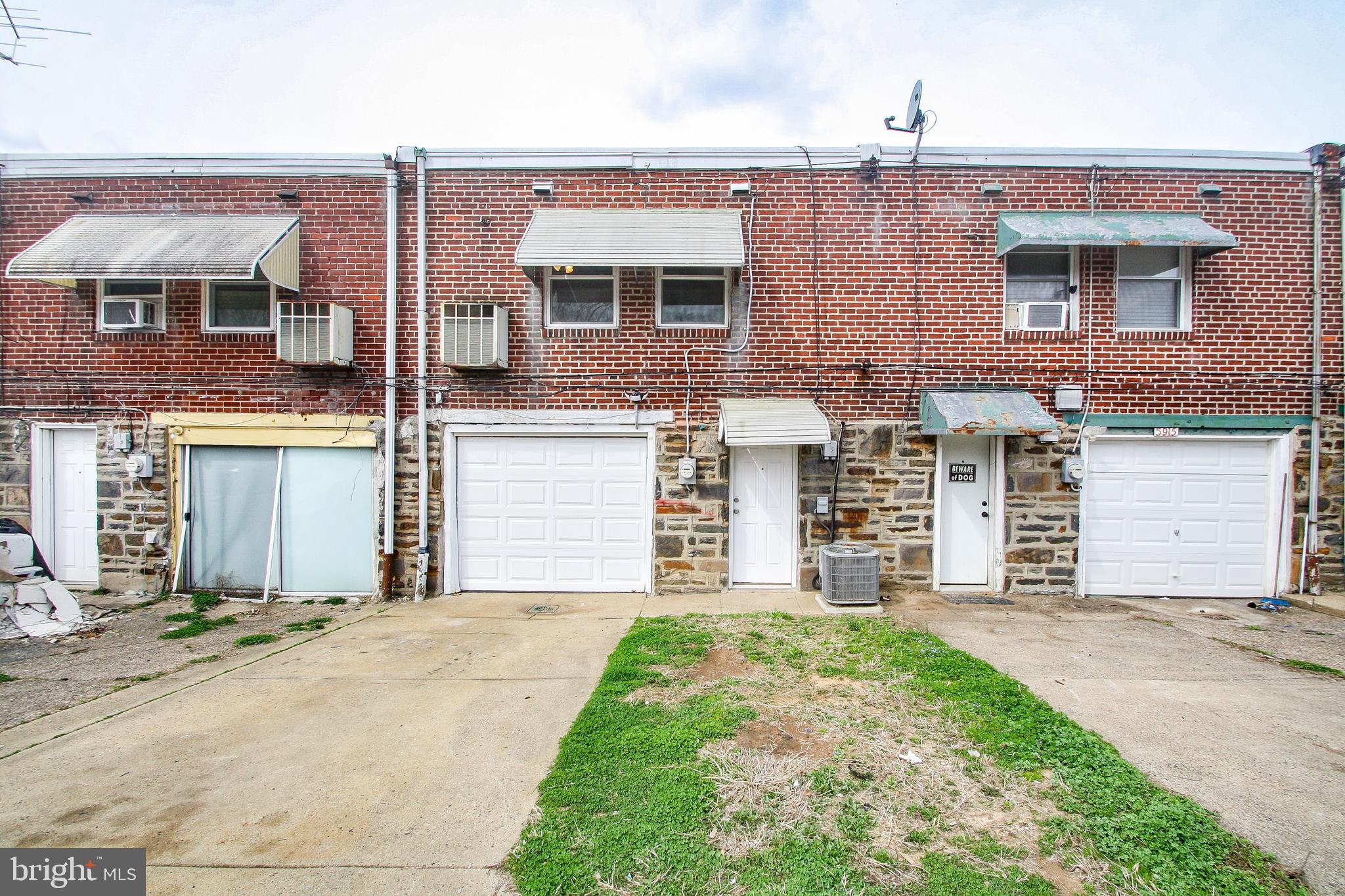 5913 Penn St