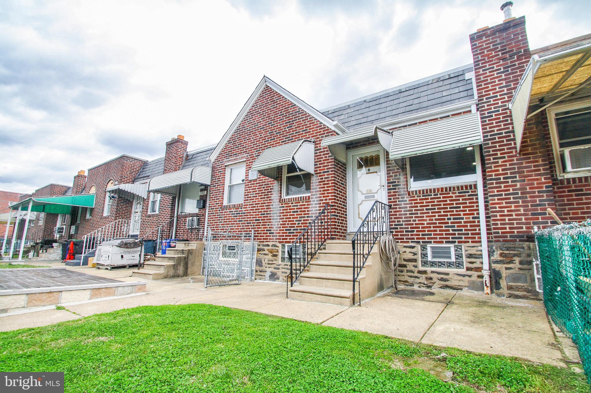 5913 Penn St