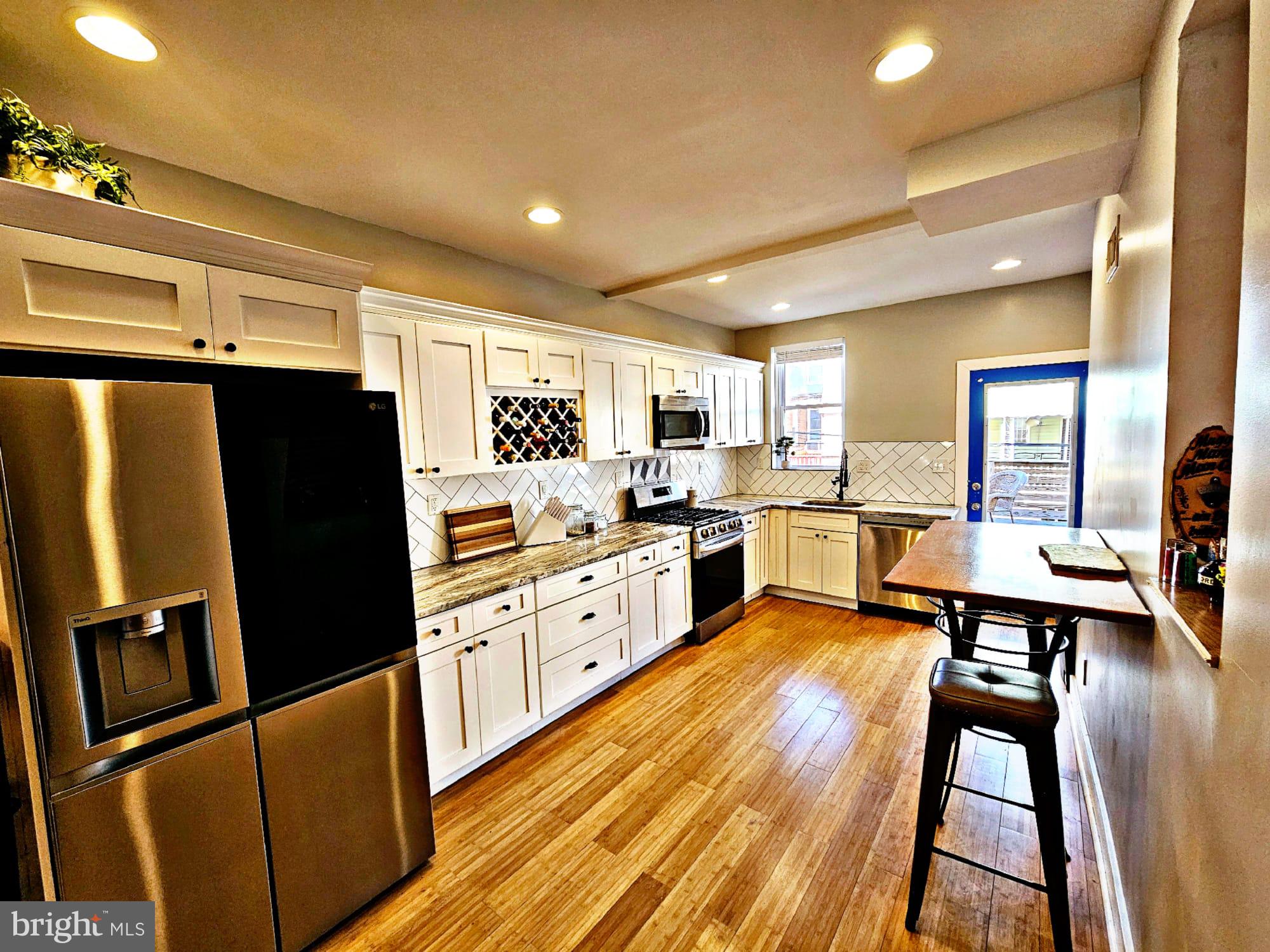 5381 W Montgomery Ave