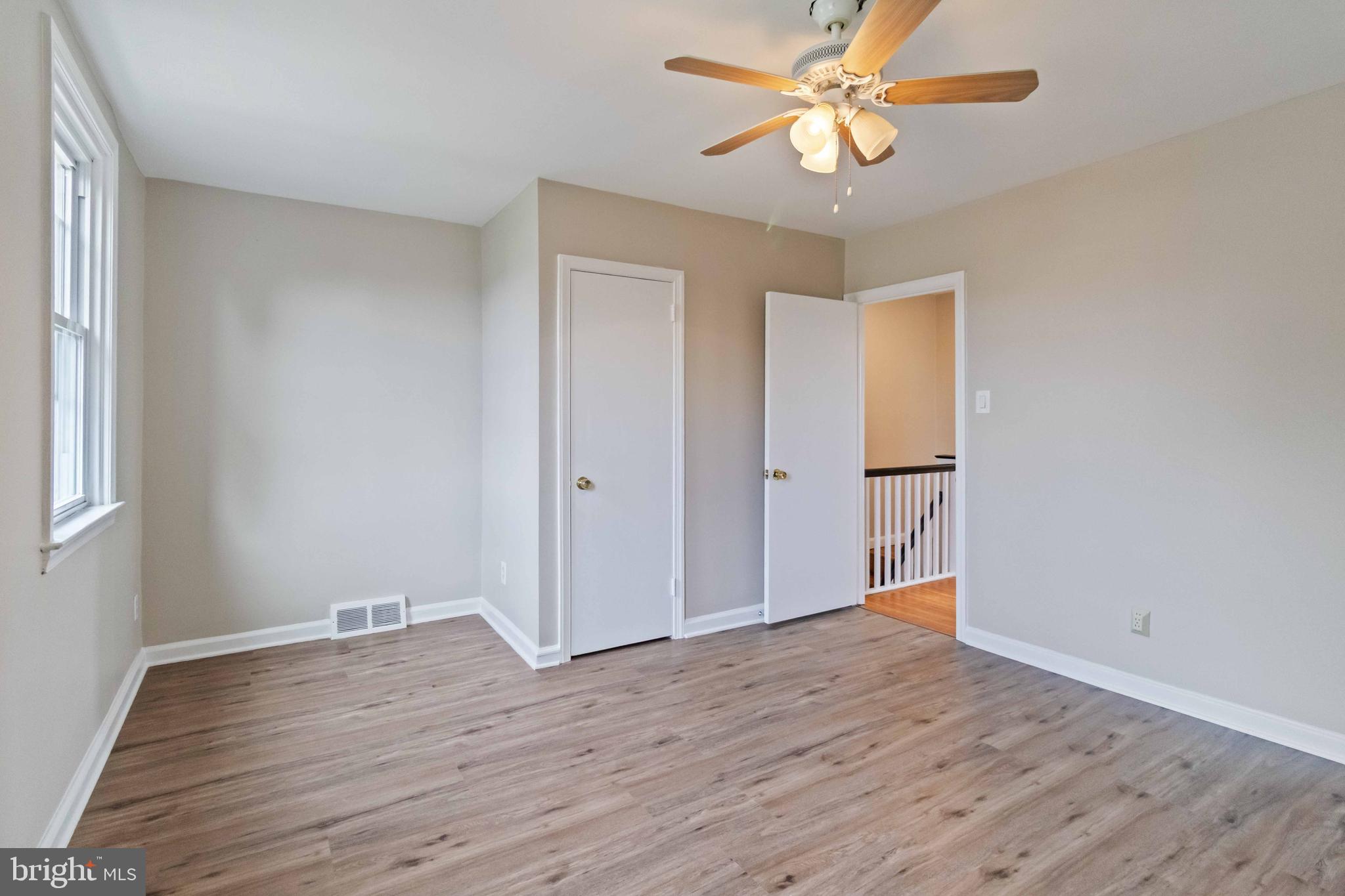 1122 E Phil Ellena St