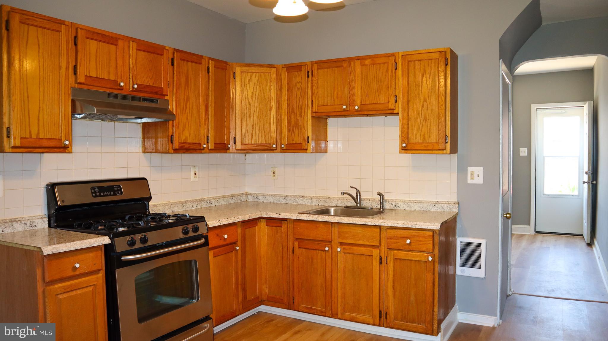 2105 E ELKHART STREET