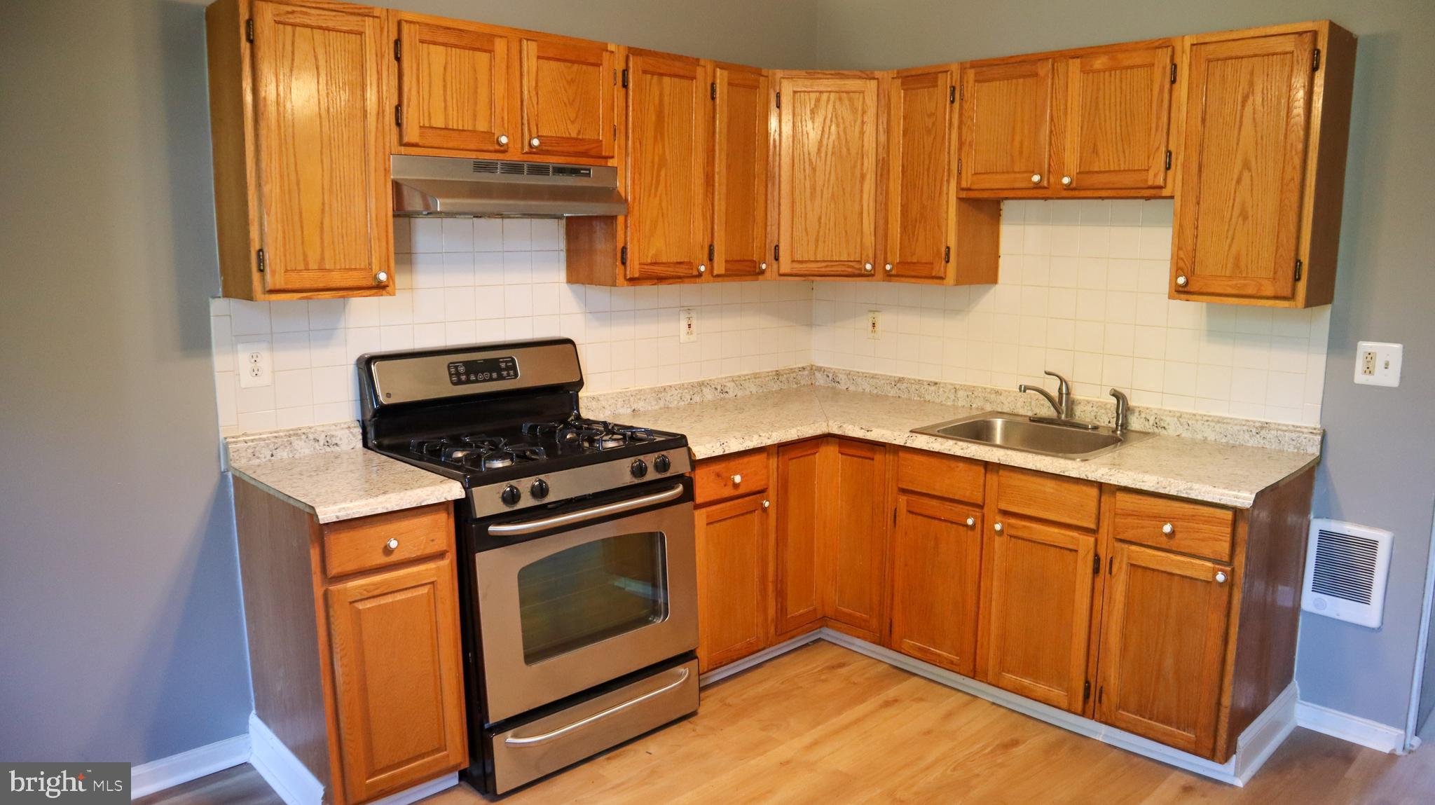 2105 E ELKHART STREET