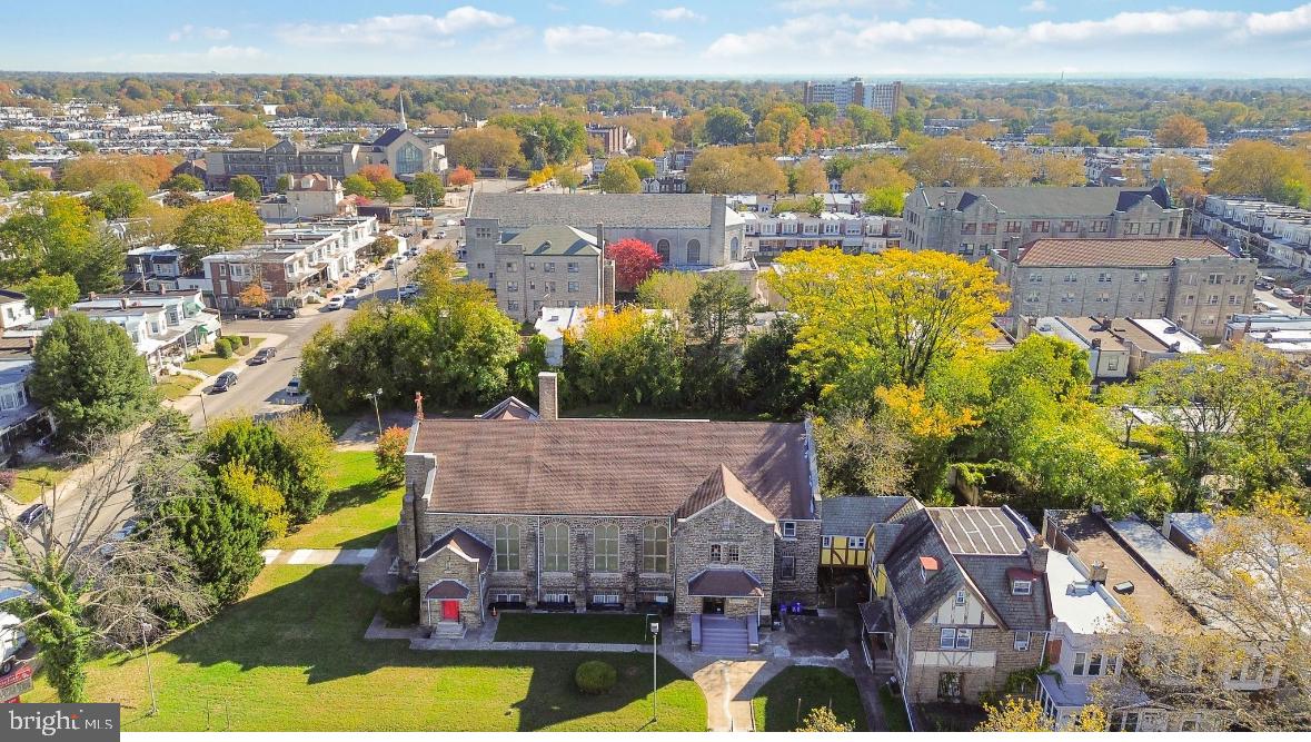 1970 E CHELTEN AVENUE